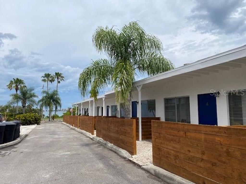 Photo of 2035 Edgewater Drive #10, Clearwater, FL 33755 (MLS # TB8485543)