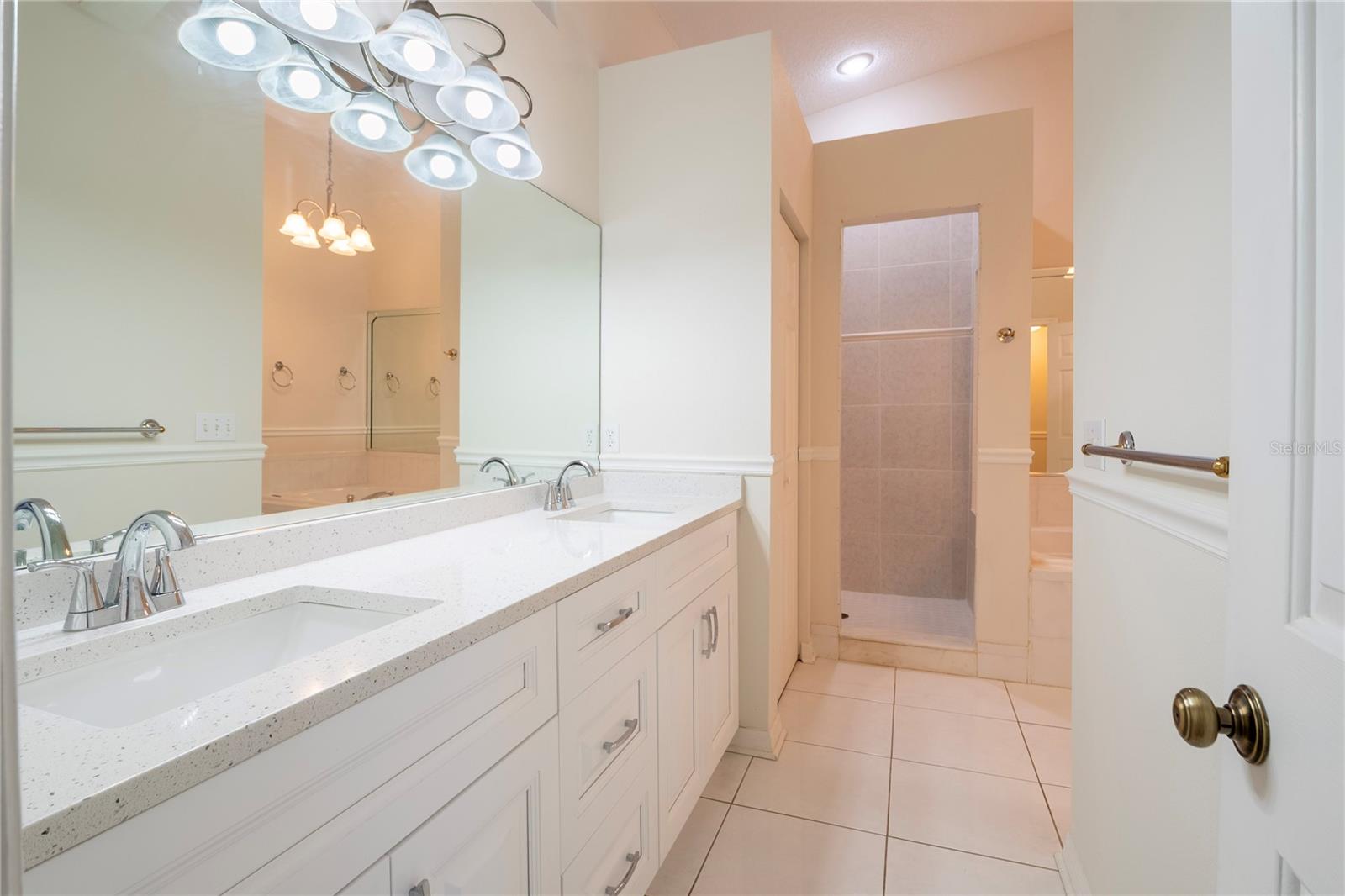 TIERRA SAILS TOWNHOMES - Residential