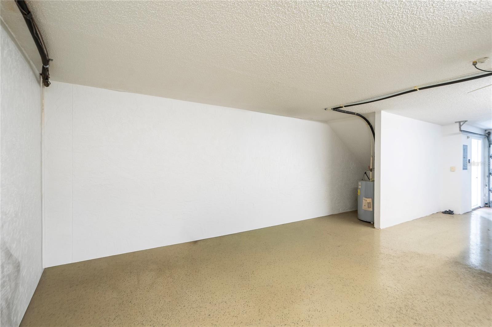 TIERRA SAILS TOWNHOMES - Residential