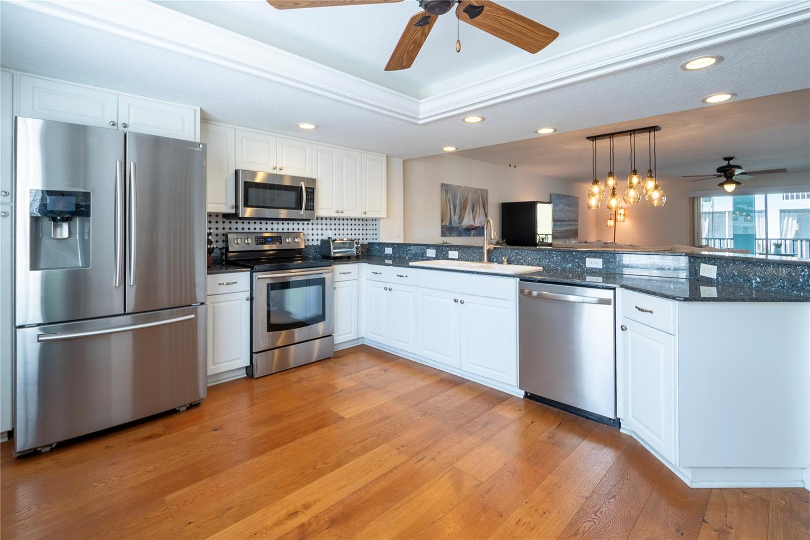 TIERRA SAILS TOWNHOMES - Residential