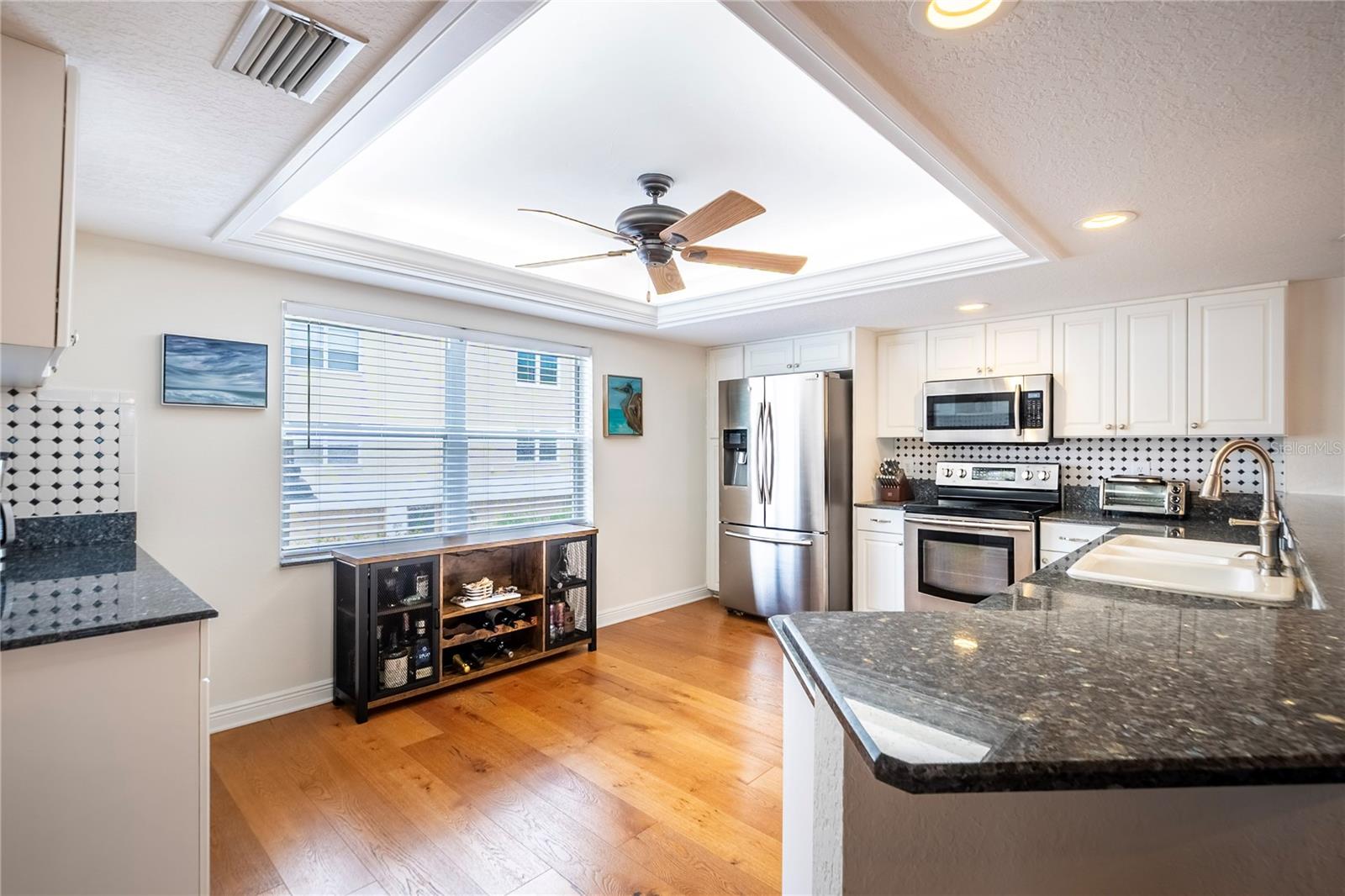 TIERRA SAILS TOWNHOMES - Residential