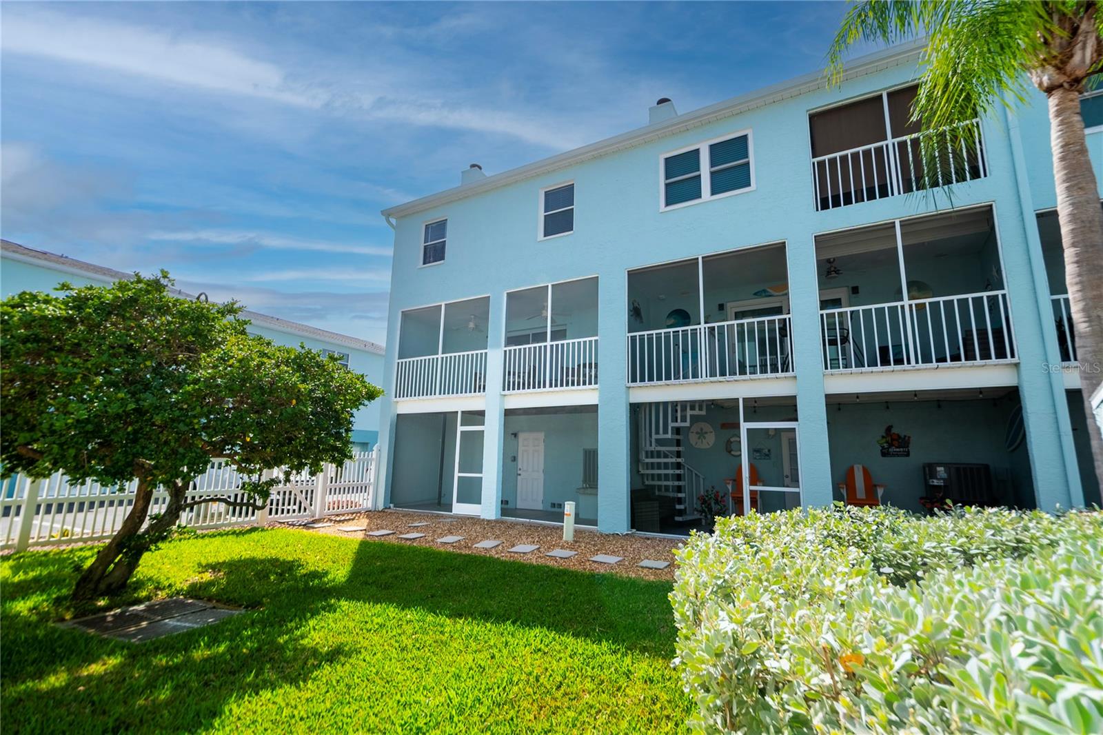 TIERRA SAILS TOWNHOMES - Residential