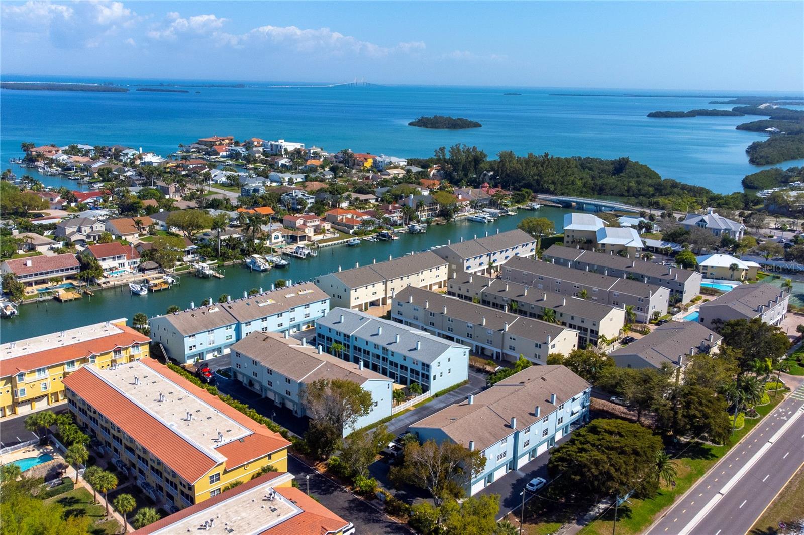 TIERRA SAILS TOWNHOMES - Residential