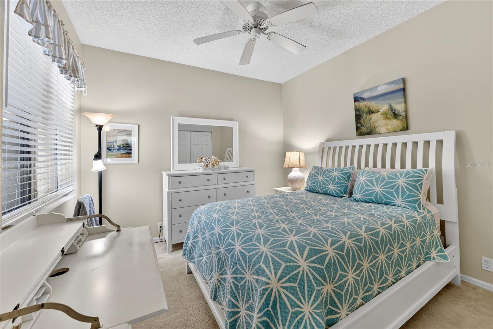 ROSEDALE 8 WESTBURY LAKES - Residential Lease