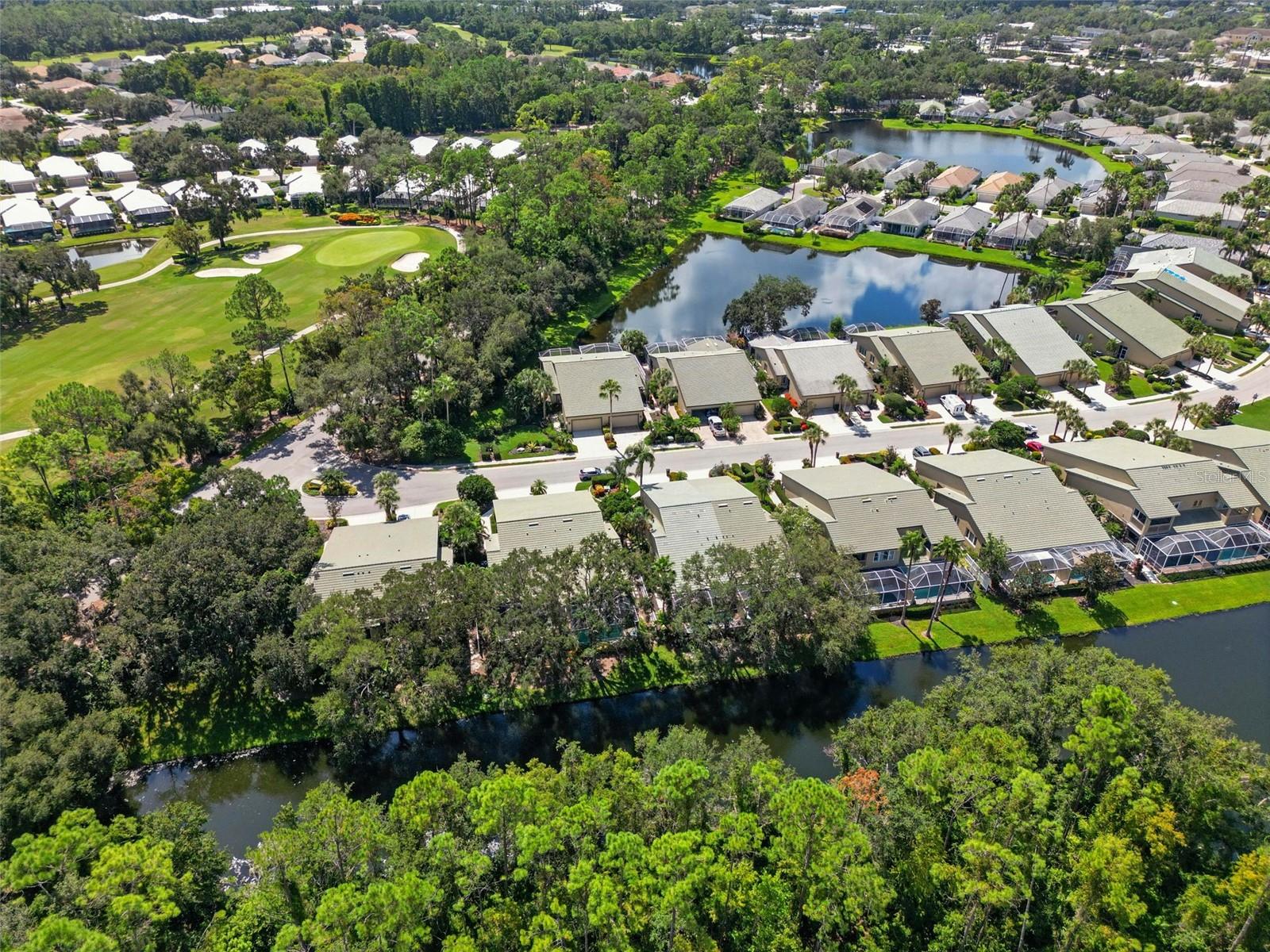 ROSEDALE 8 WESTBURY LAKES - Residential Lease
