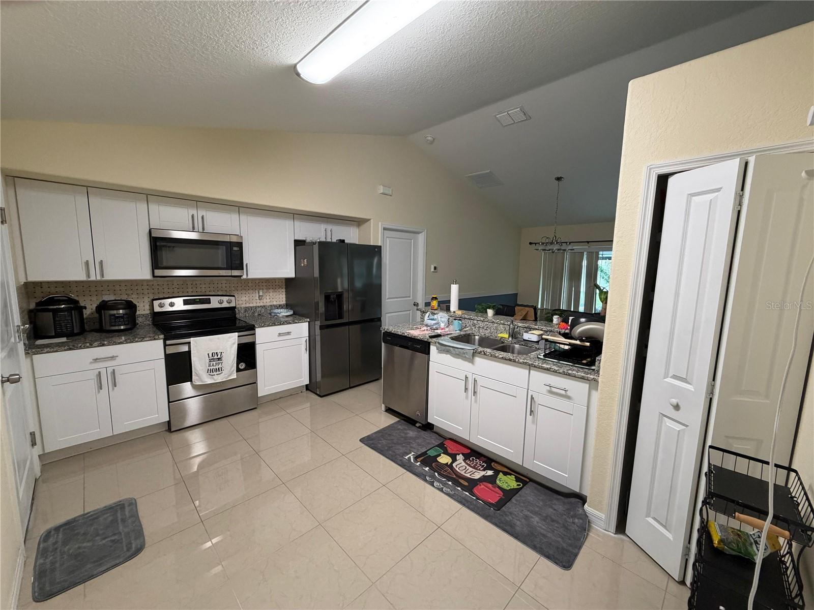 14220 SPRING HILL DRIVE