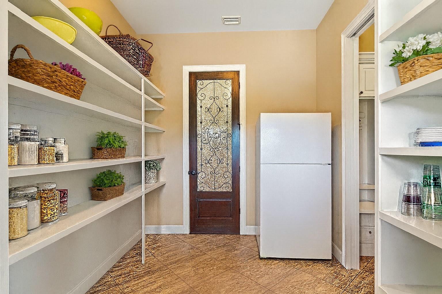 THE GROVE - Residential