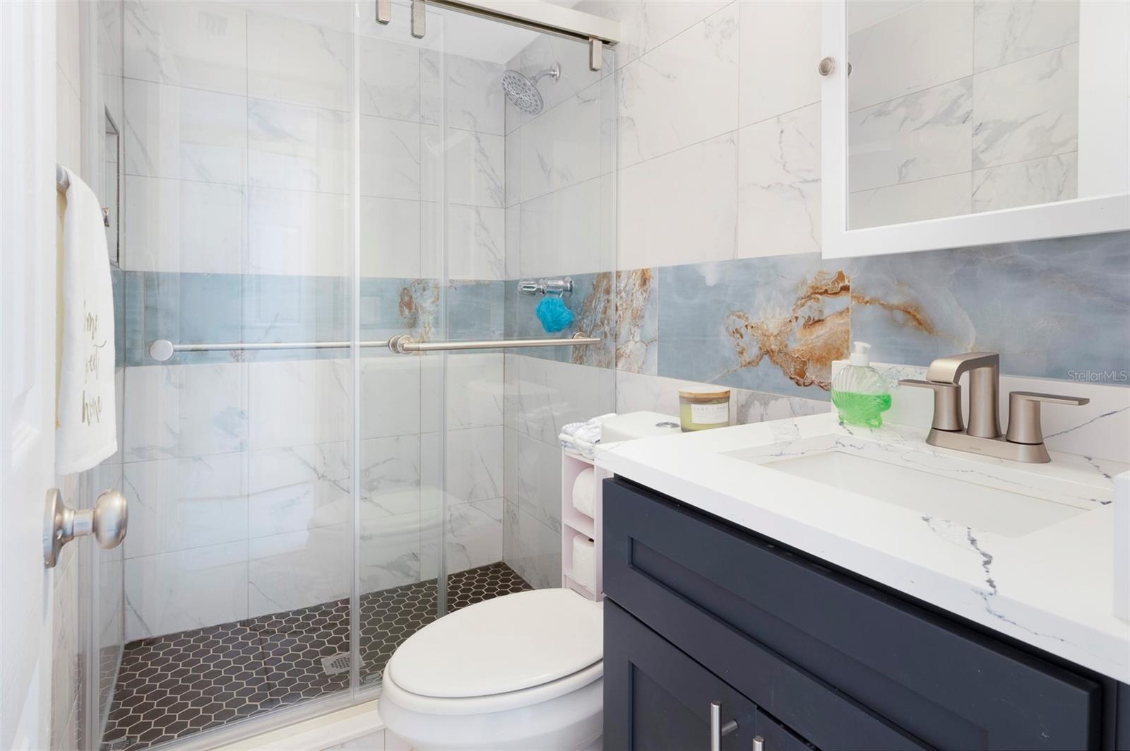 BAY MARINER THE CONDO - Residential