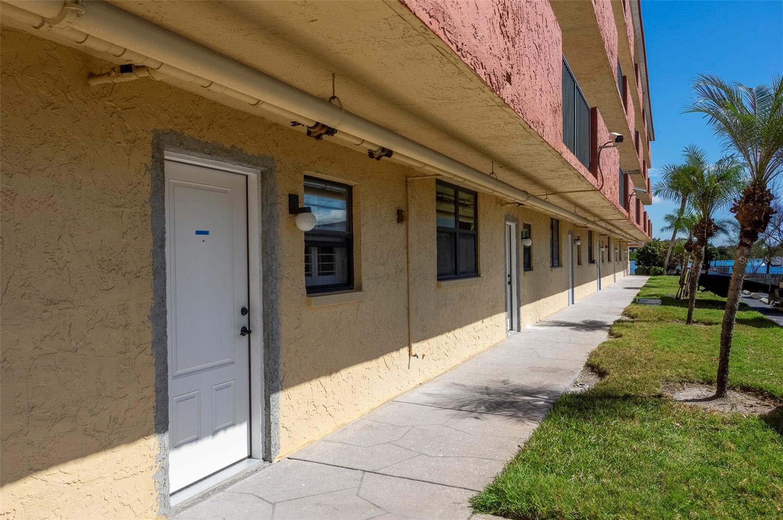 BAY MARINER THE CONDO - Residential