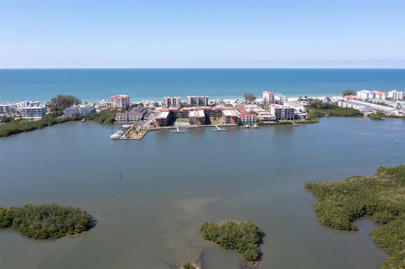 BAY MARINER THE CONDO - Residential