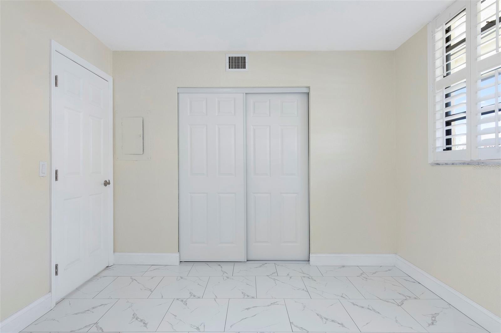 BAY MARINER THE CONDO - Residential