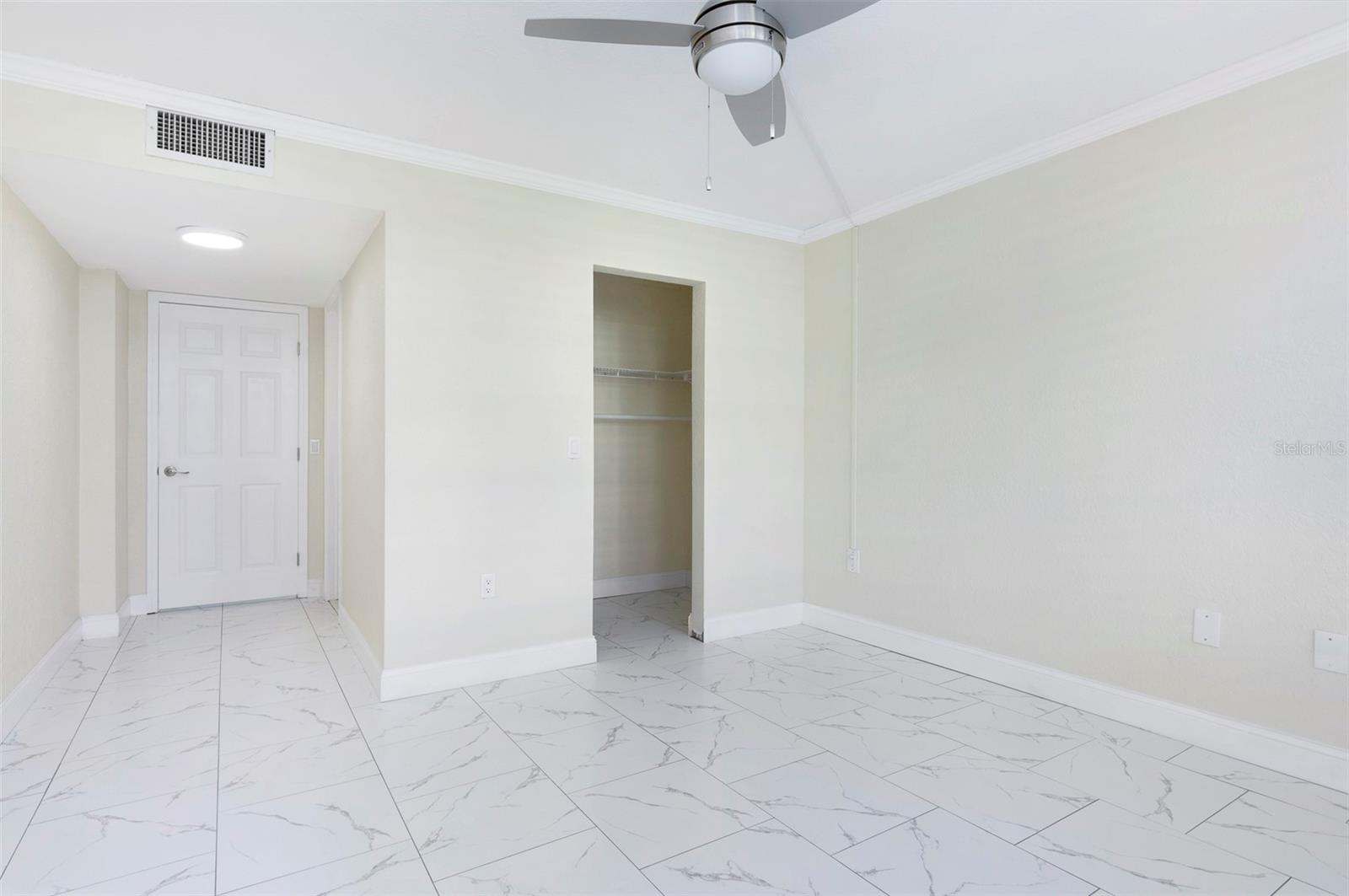 BAY MARINER THE CONDO - Residential