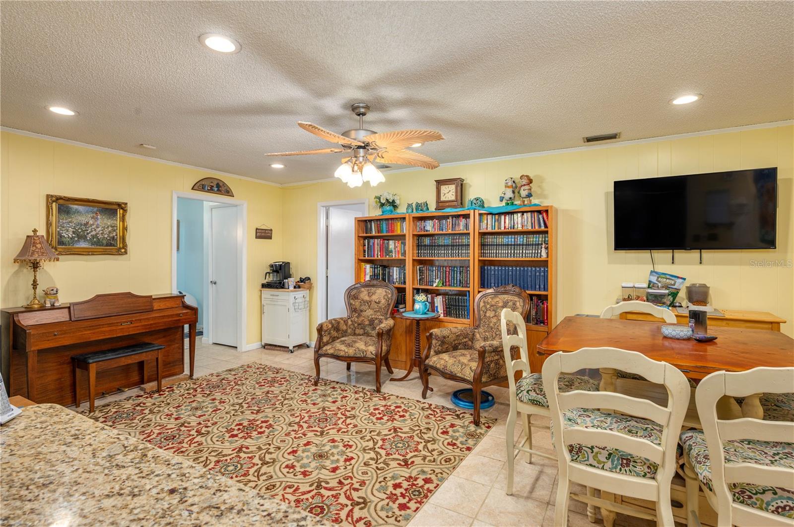 VALENCIAWOOD HILLS - Residential