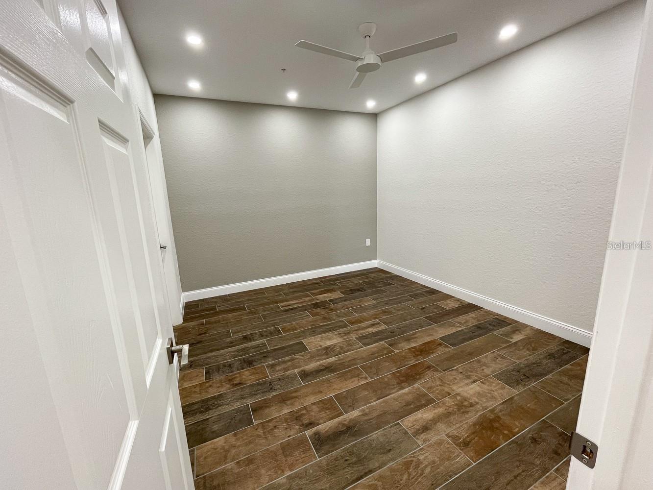 CHARLES TOWNE/PK CENTRAL CONDO - Residential