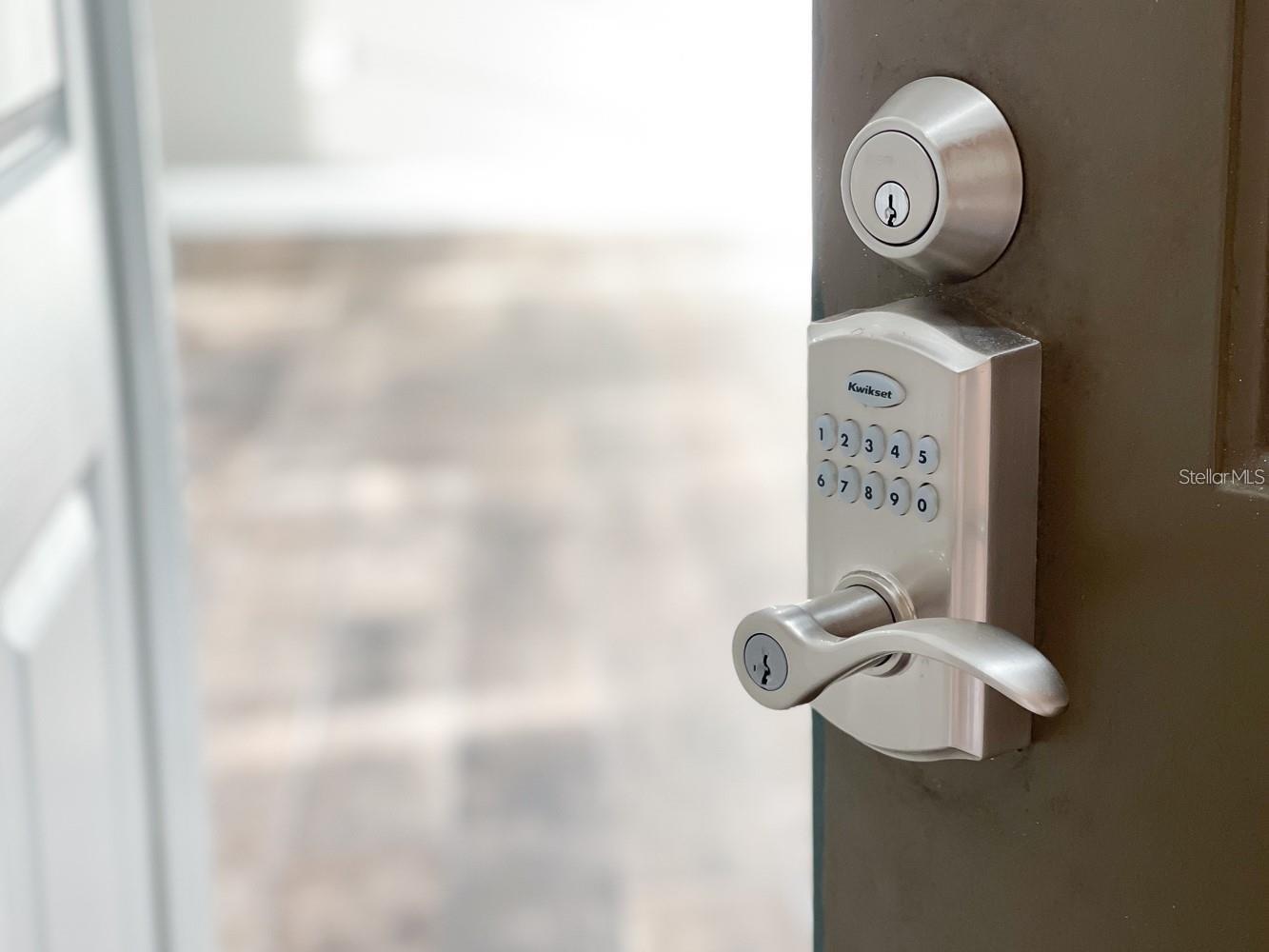 CHARLES TOWNE/PK CENTRAL CONDO - Residential