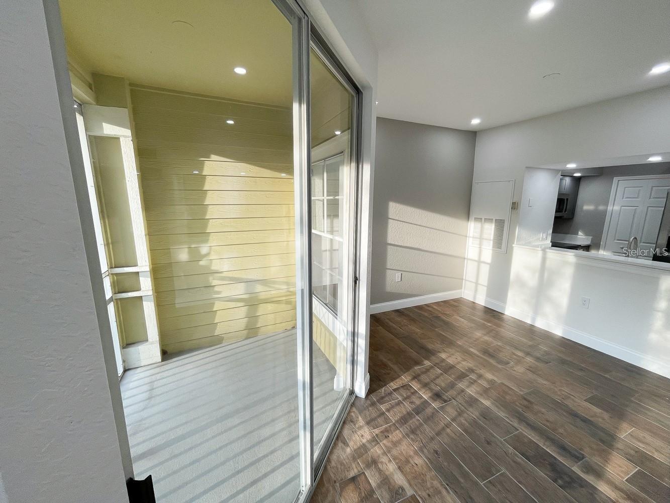 CHARLES TOWNE/PK CENTRAL CONDO - Residential