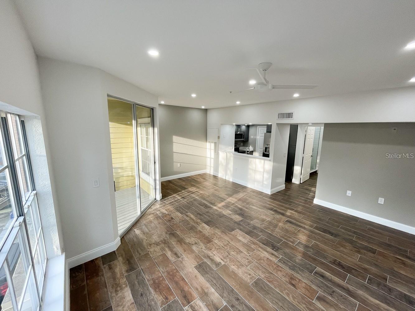 CHARLES TOWNE/PK CENTRAL CONDO - Residential