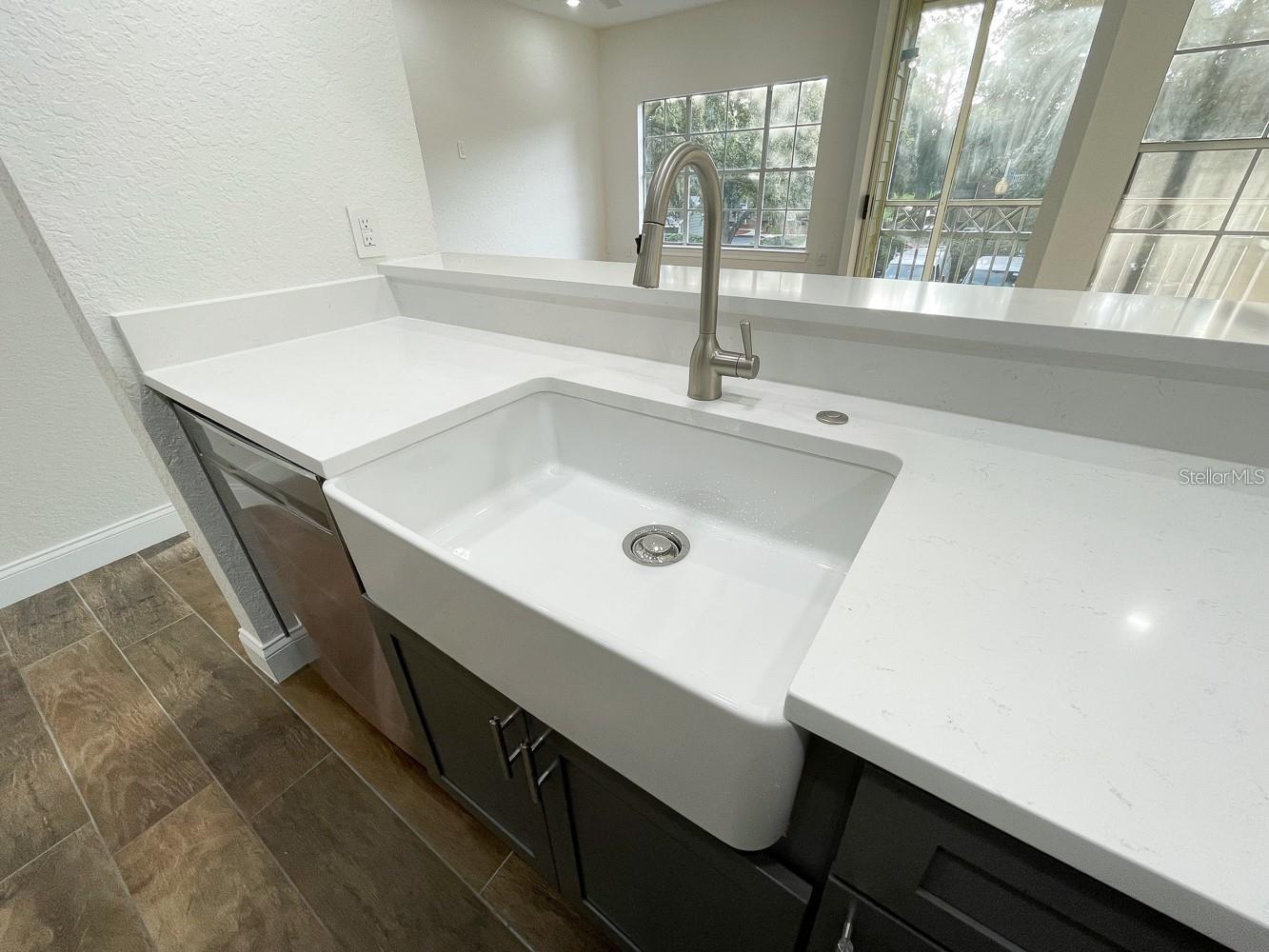 CHARLES TOWNE/PK CENTRAL CONDO - Residential