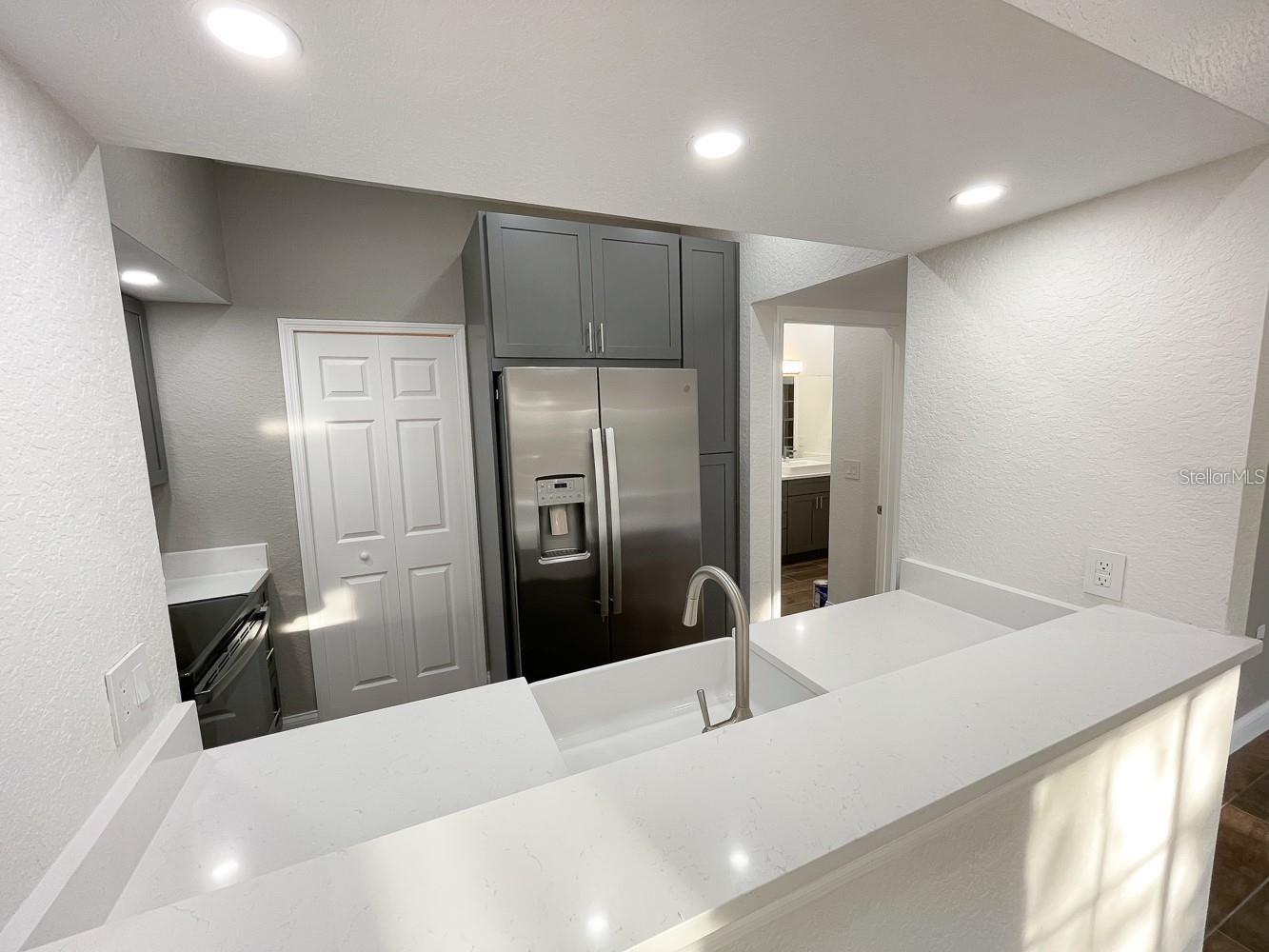 CHARLES TOWNE/PK CENTRAL CONDO - Residential