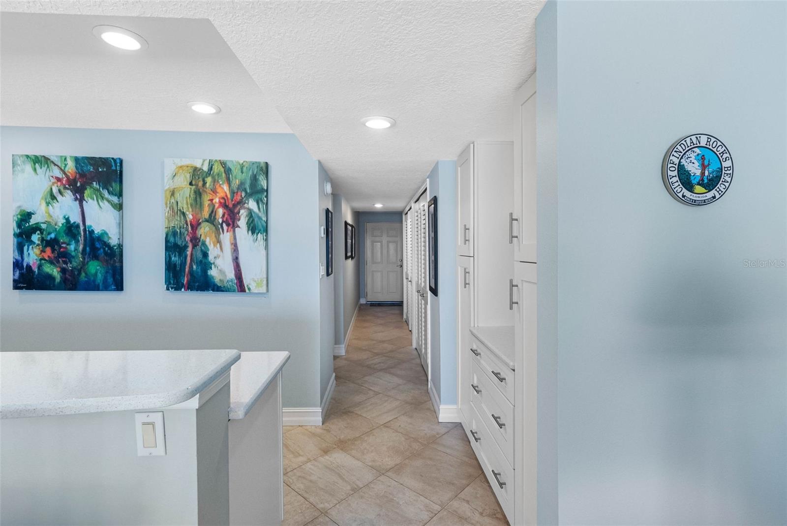 TAHITIAN TOWERS CONDO - Residential