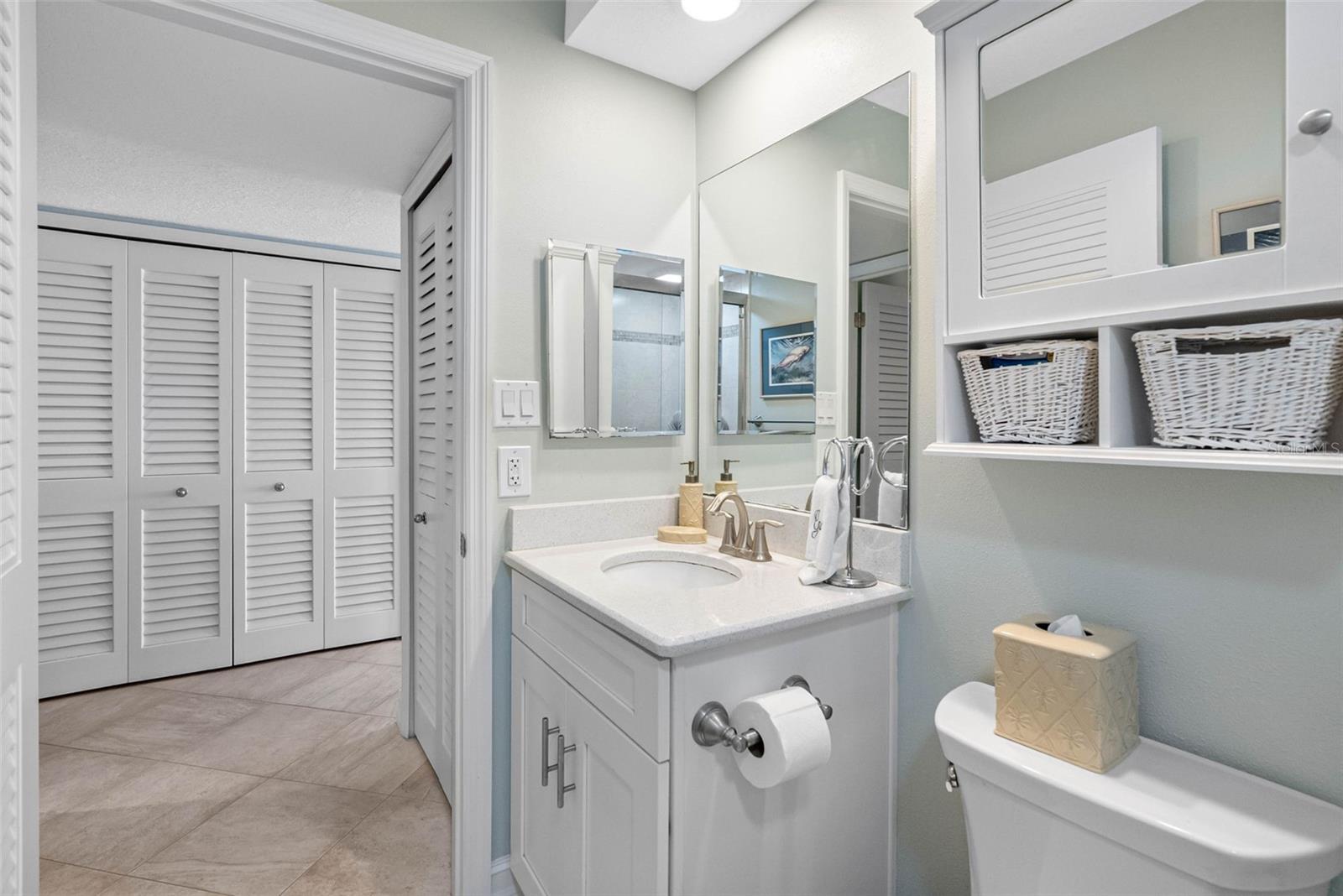 TAHITIAN TOWERS CONDO - Residential