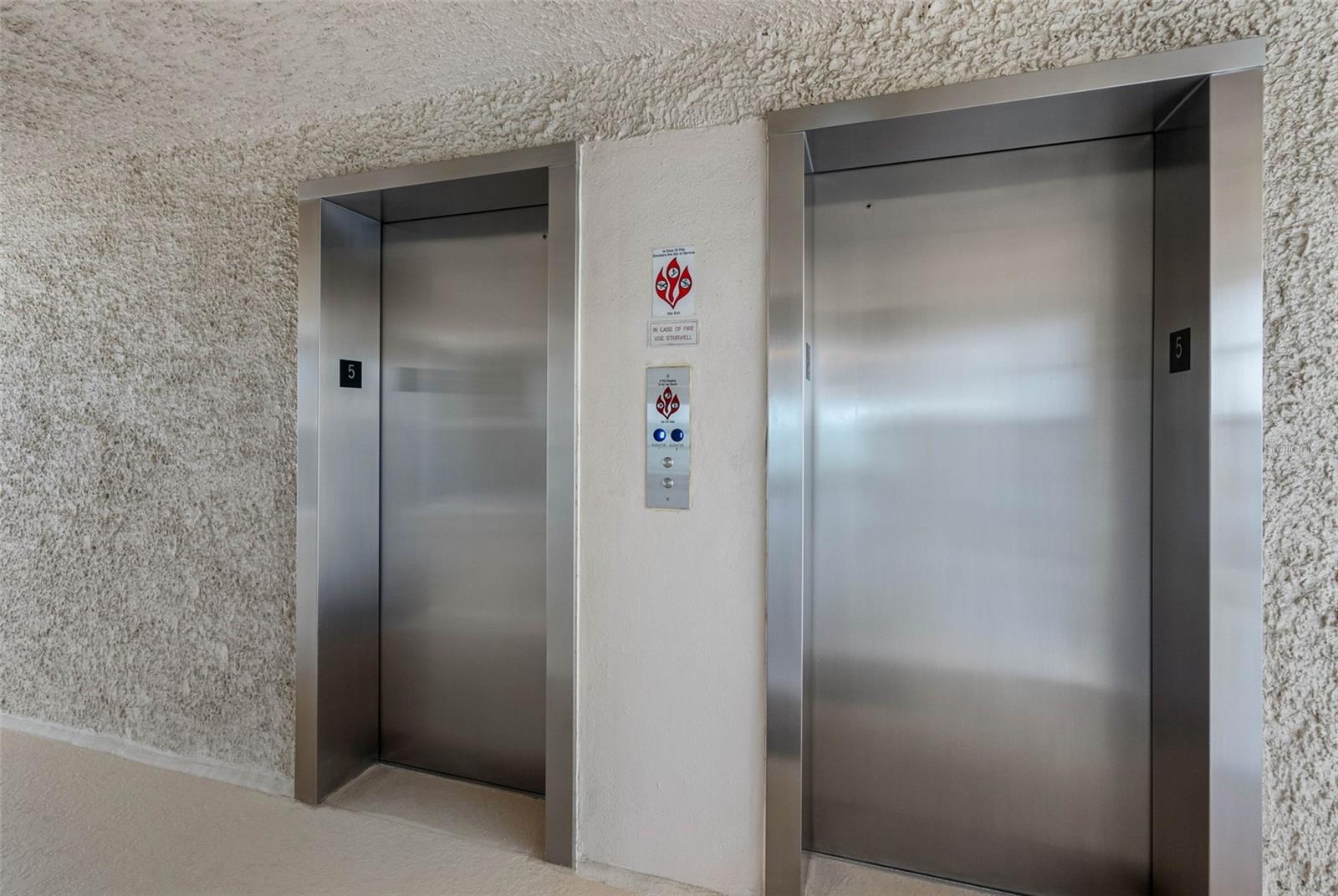 TAHITIAN TOWERS CONDO - Residential