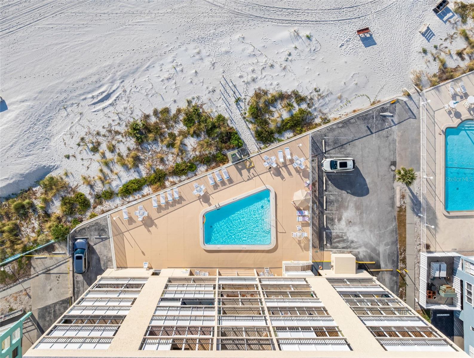 TAHITIAN TOWERS CONDO - Residential