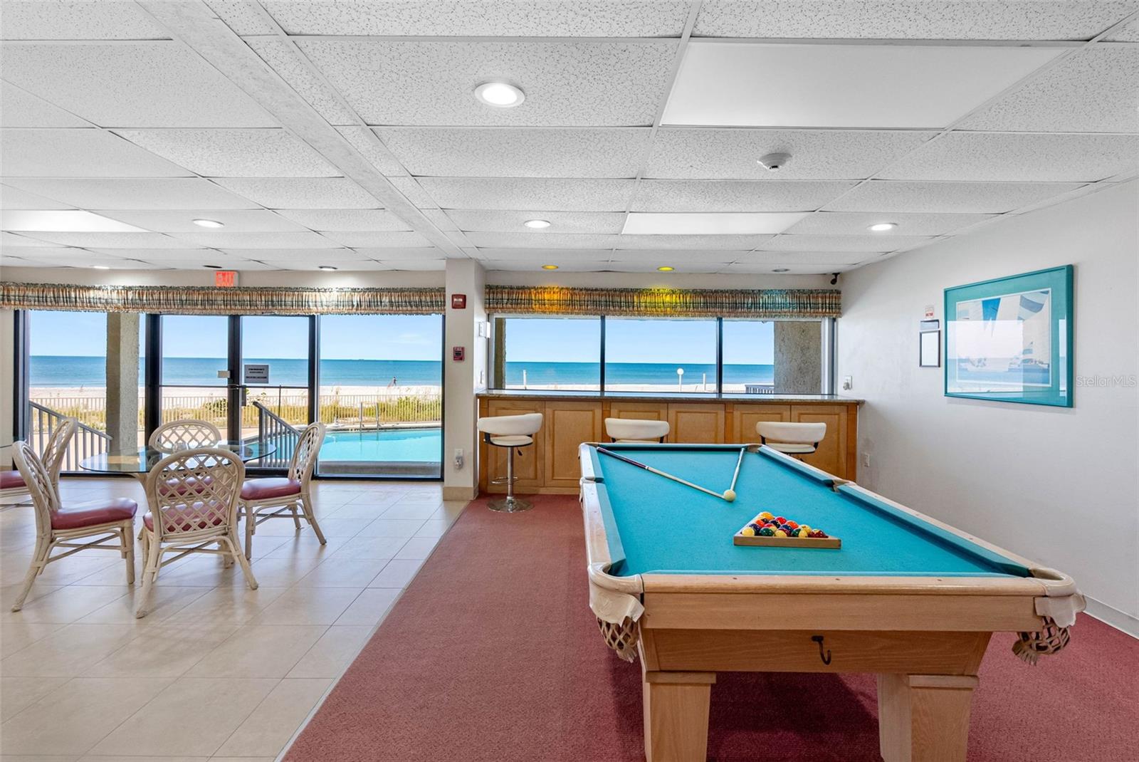 TAHITIAN TOWERS CONDO - Residential