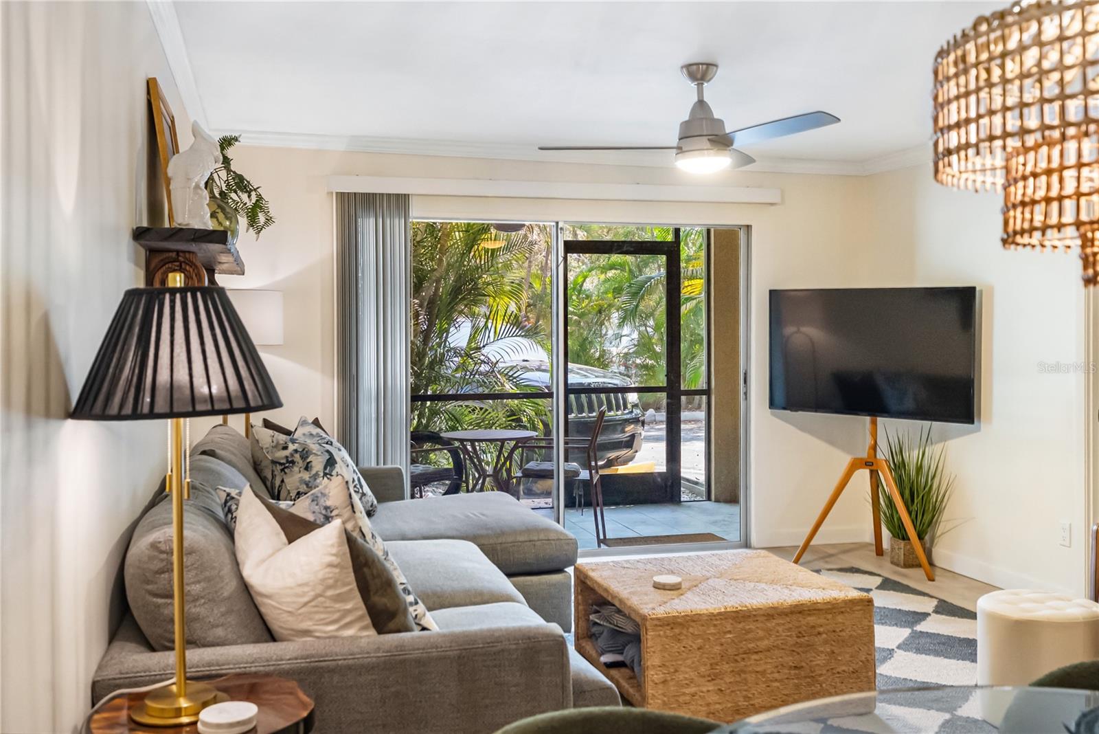 PLAZA GARDENS - Residential