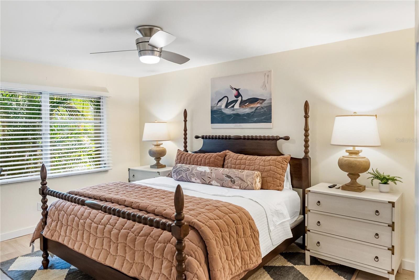 PLAZA GARDENS - Residential