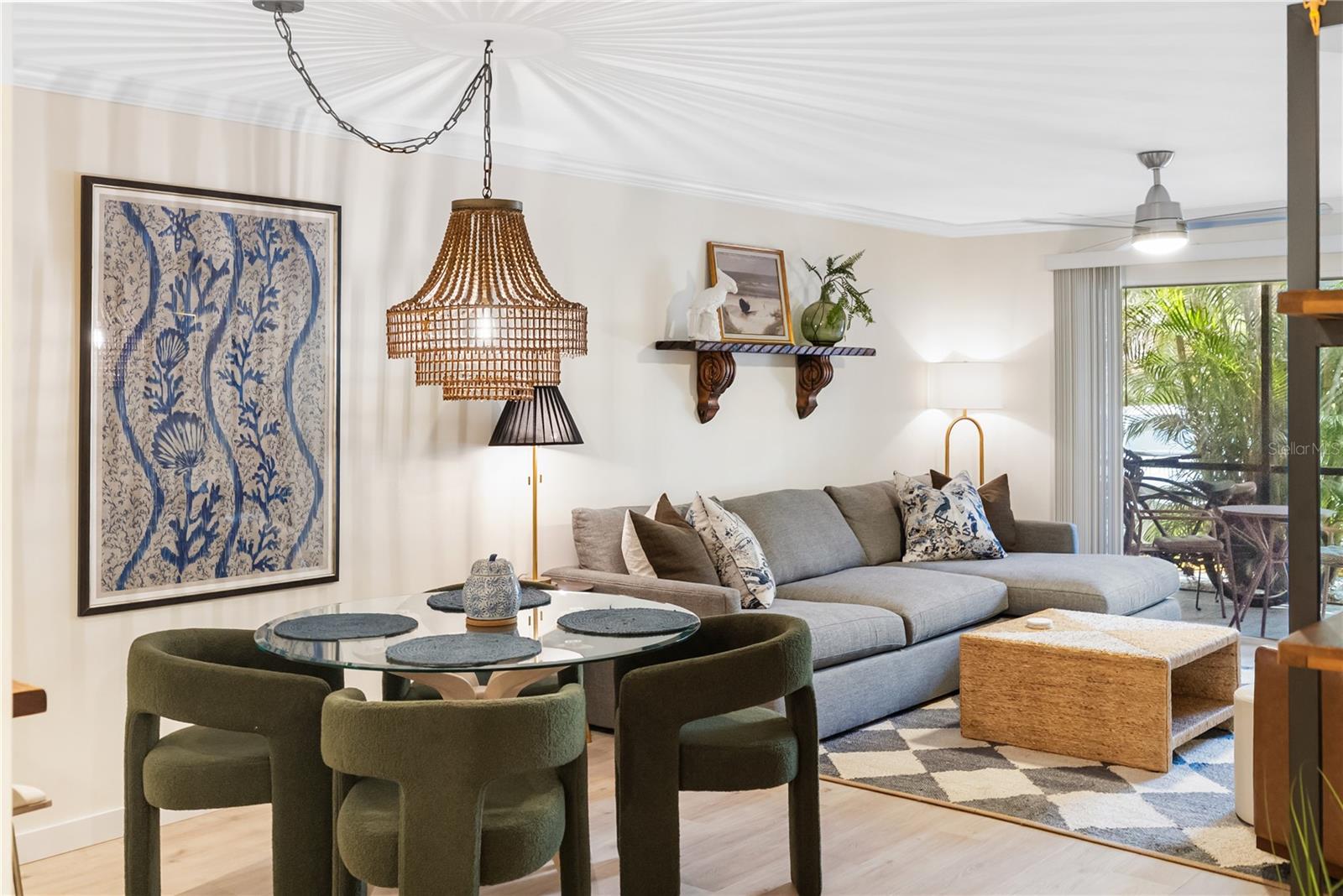 PLAZA GARDENS - Residential