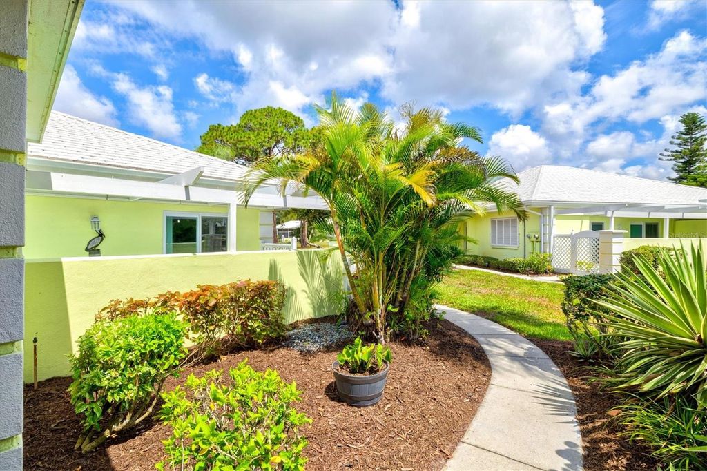Photo of 316 Wexford Terrace #167, Venice, FL 34293 (MLS # N6144790)
