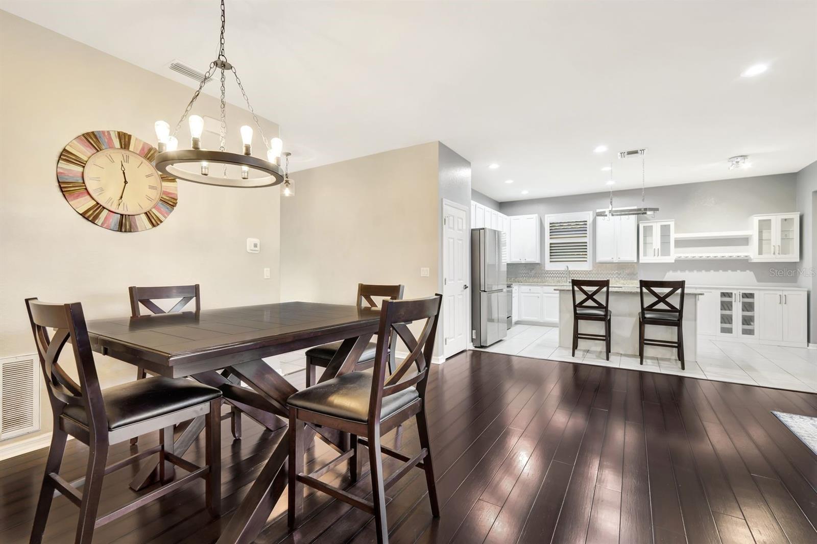 REFLECTION ISLES - Residential