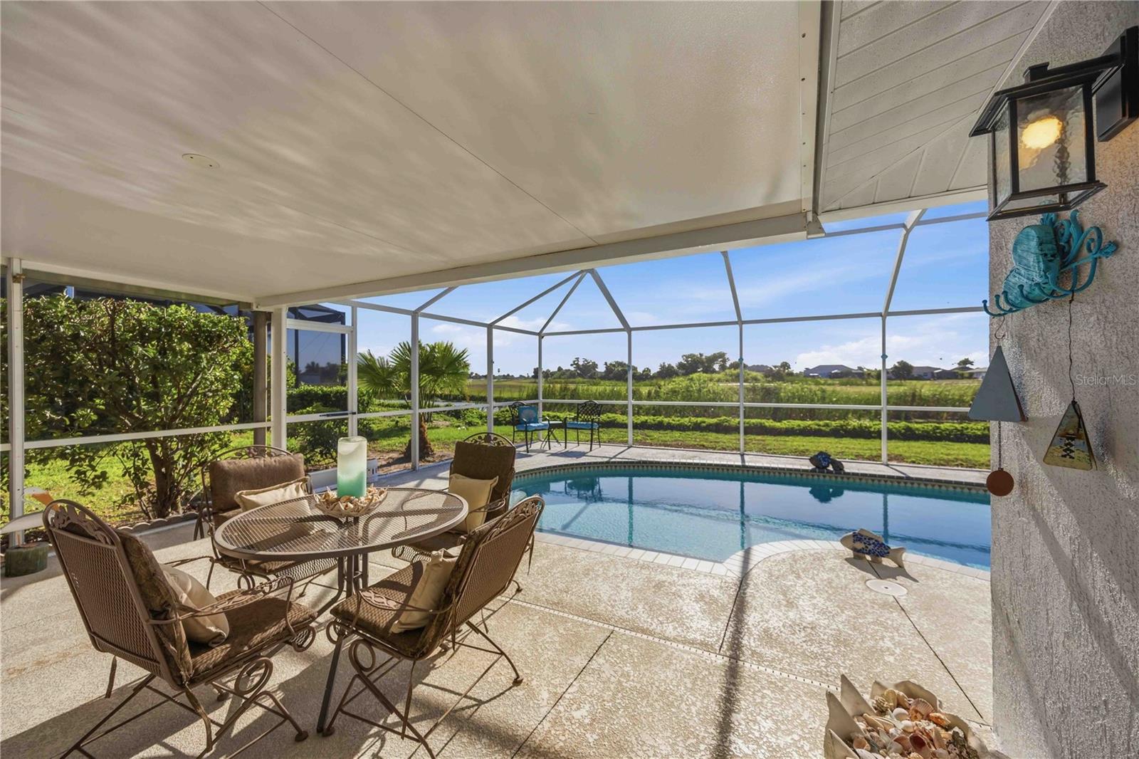 ROTONDA WEST PEBBLE BEACH - Residential