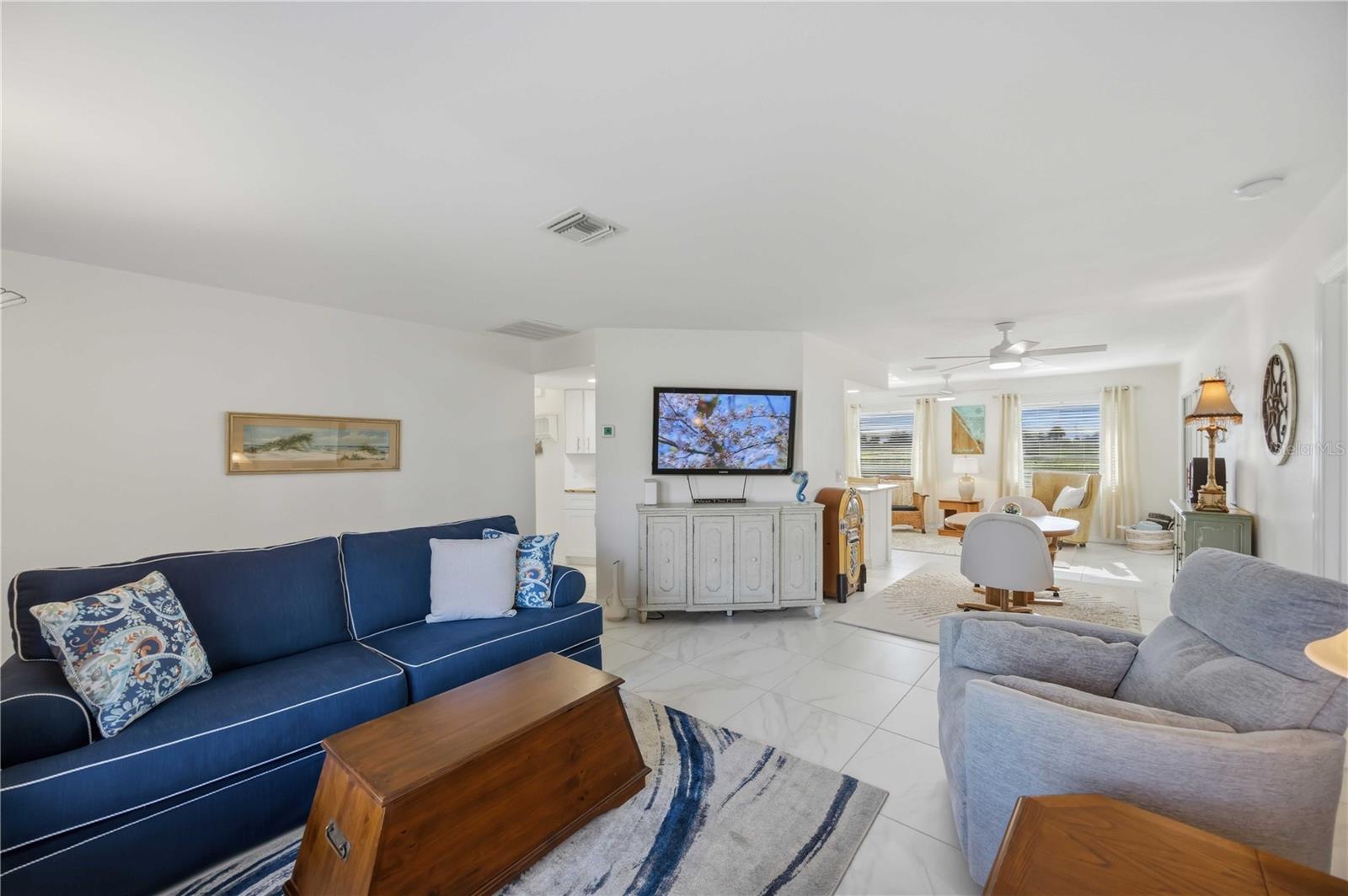 ROTONDA WEST PEBBLE BEACH - Residential