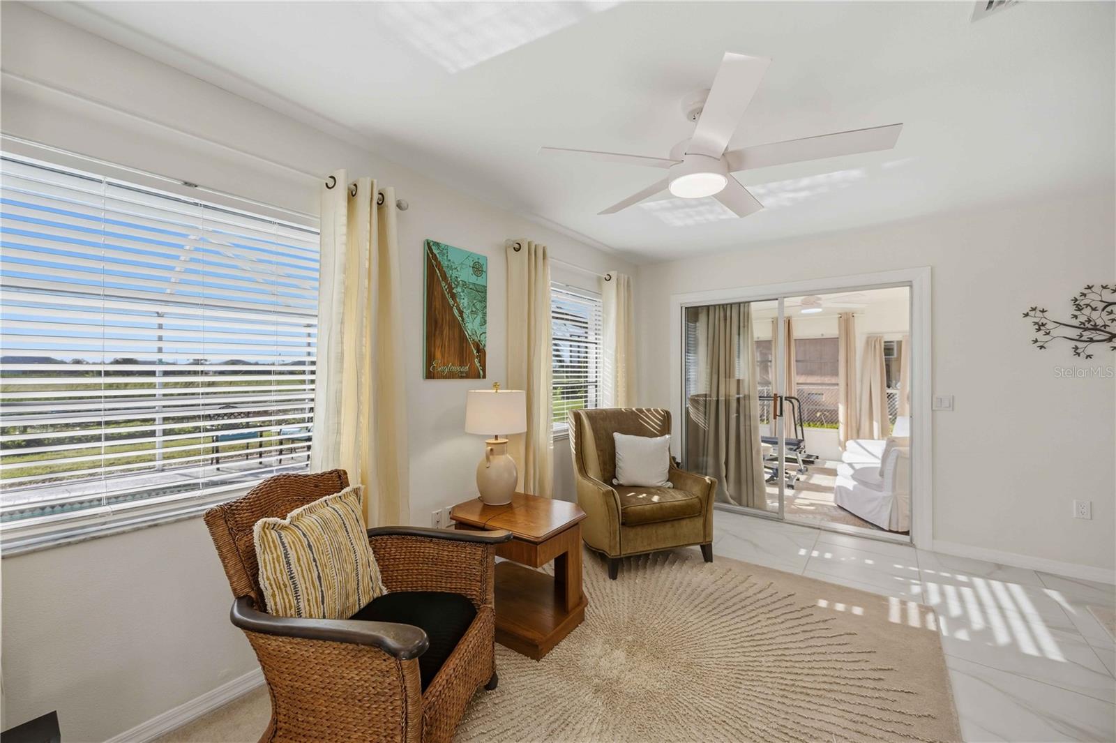 ROTONDA WEST PEBBLE BEACH - Residential