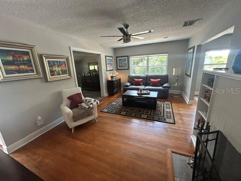 Photo of 428 Altaloma Avenue, Orlando, FL 32803 (MLS # O6410559)