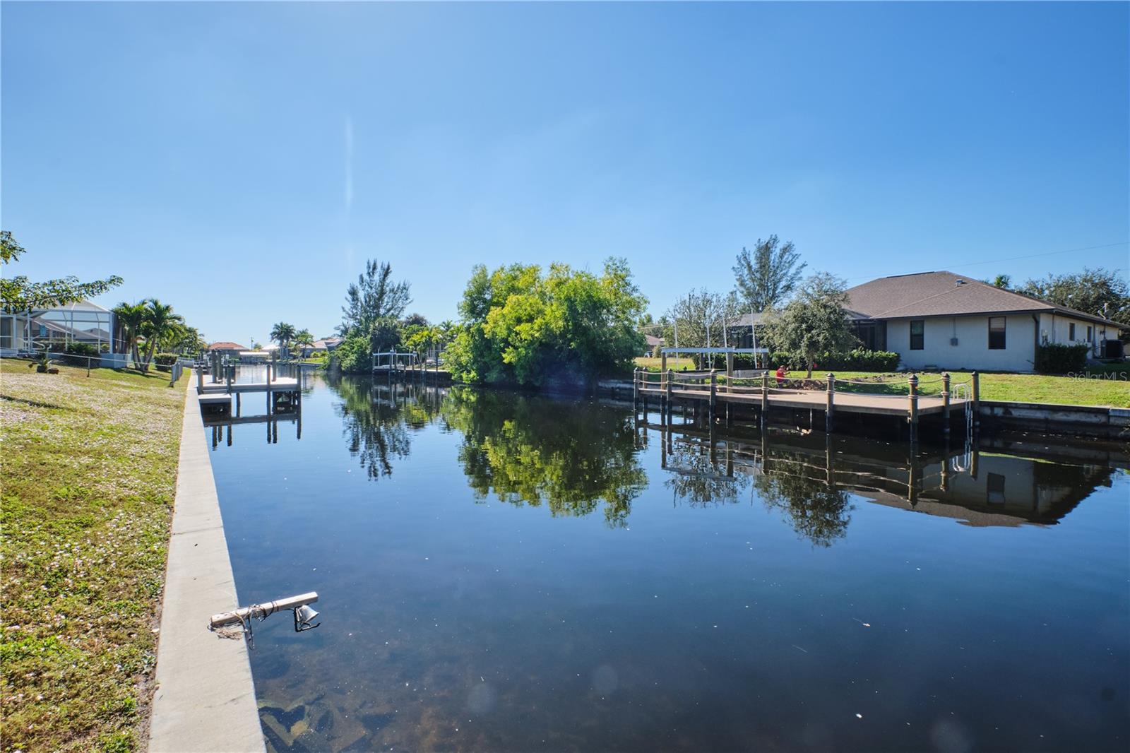 CAPE CORAL - Residential Income
