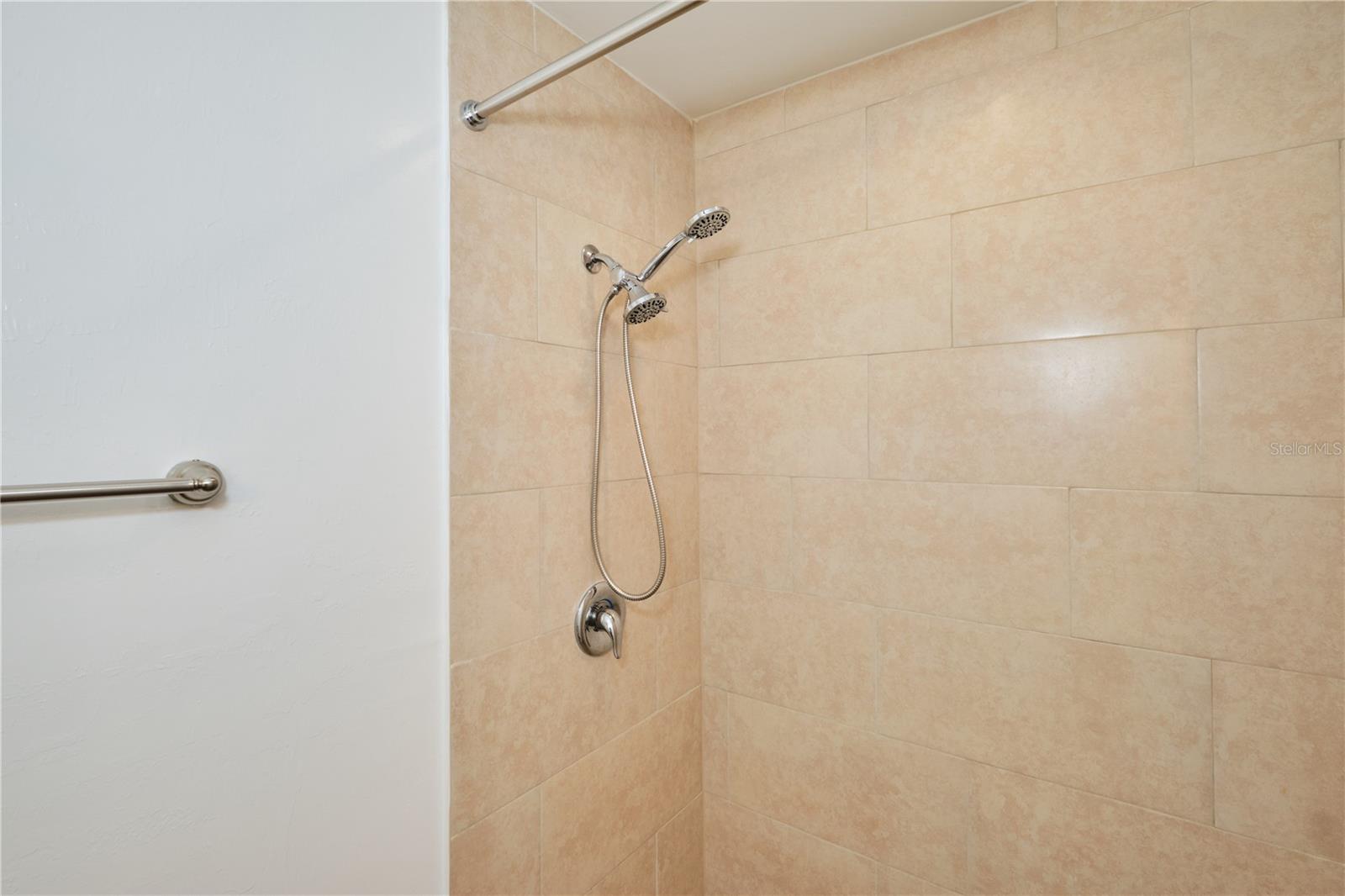 CAPE CORAL - Residential Income