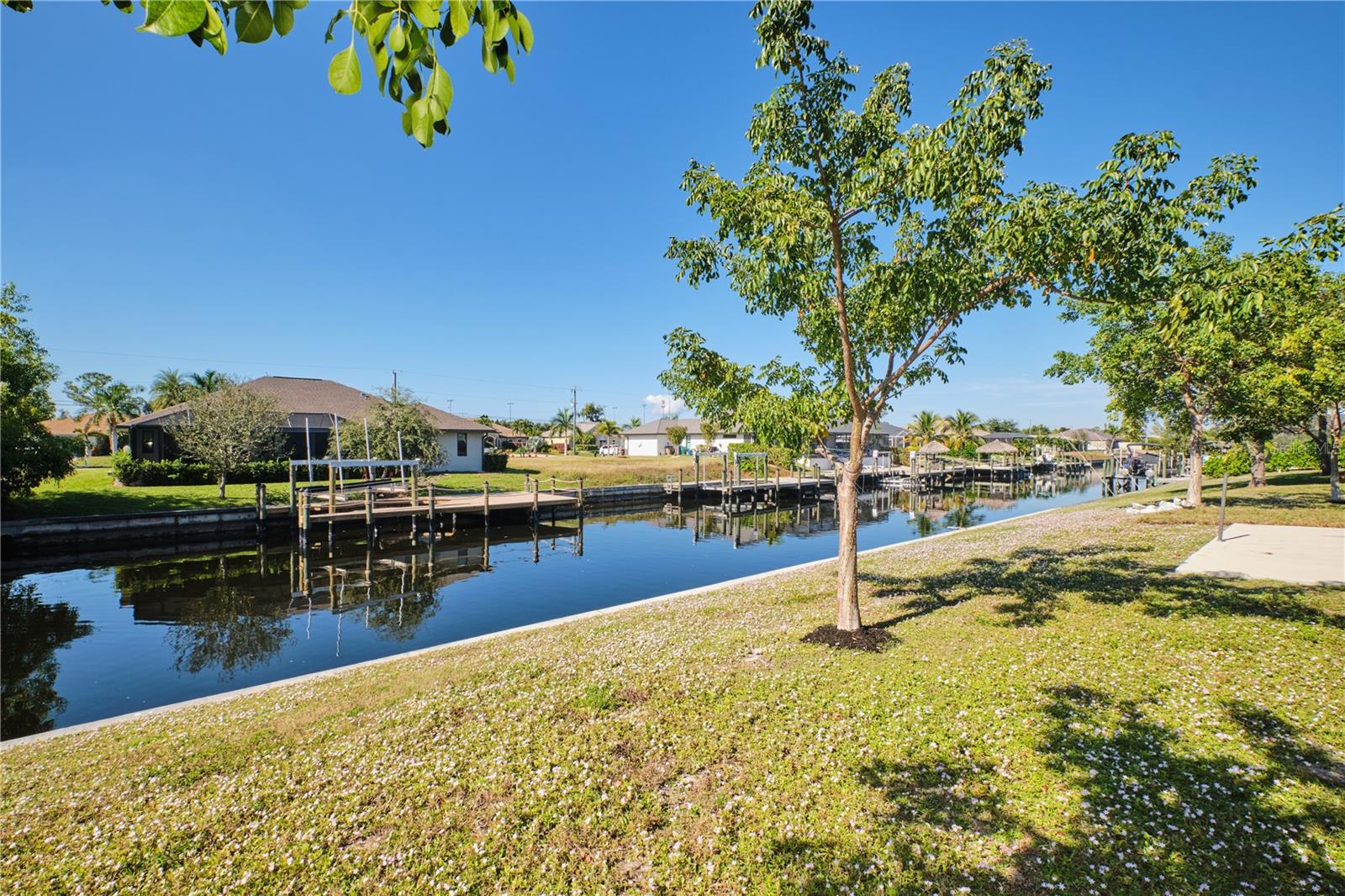 CAPE CORAL - Residential Income