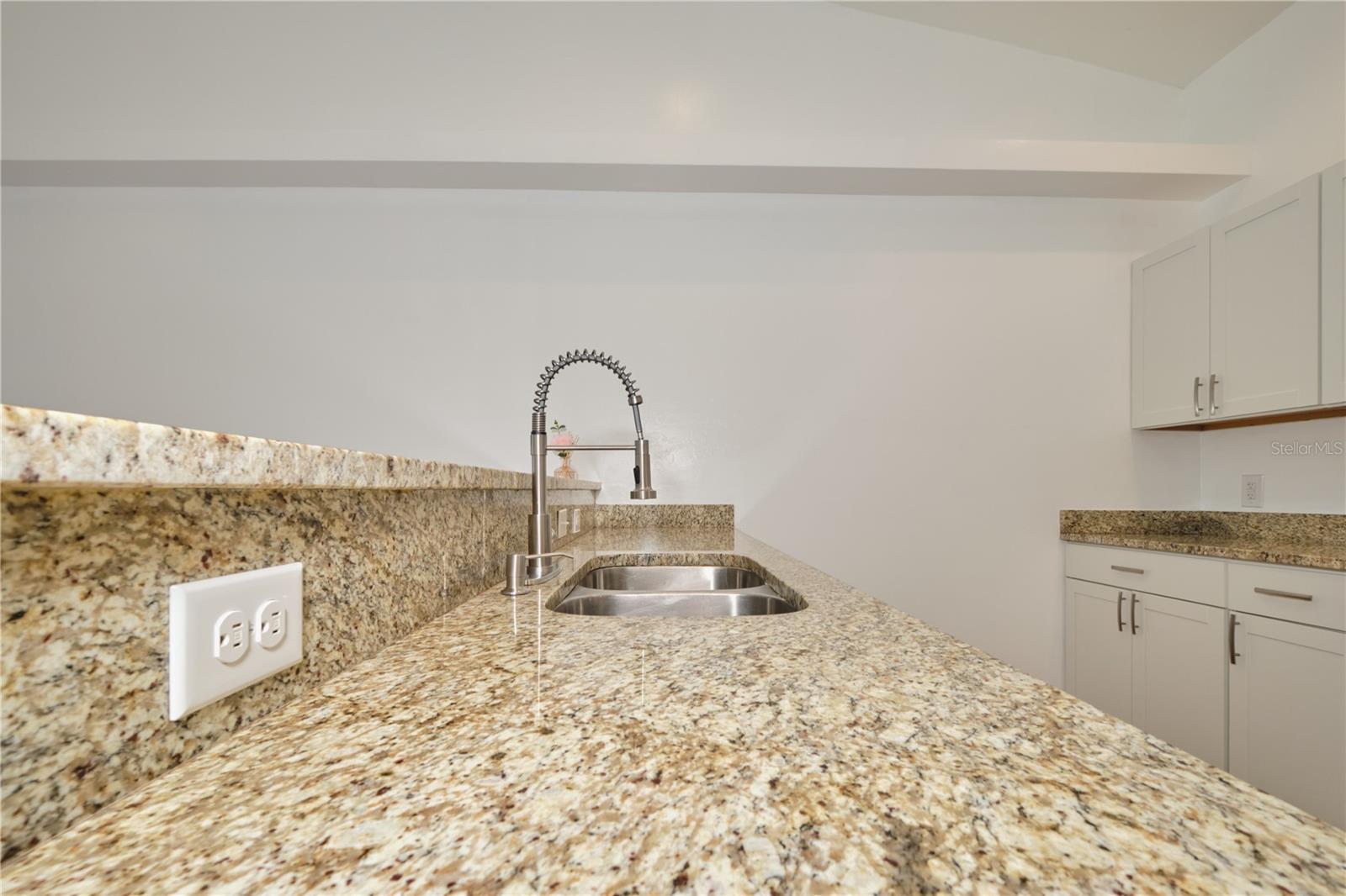 CAPE CORAL - Residential Income