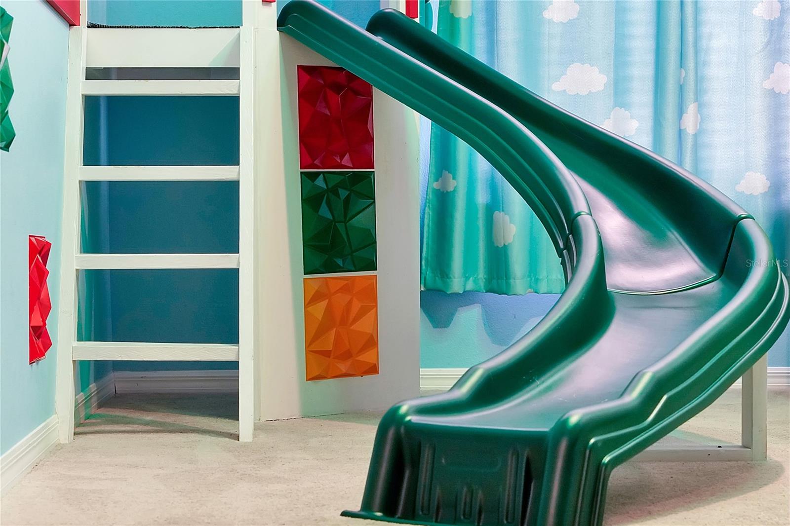 WINDSOR ISLAND RESIDENCE PH 3 - Residential