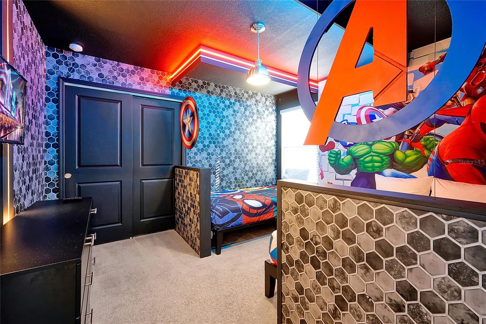 WINDSOR ISLAND RESIDENCE PH 3 - Residential