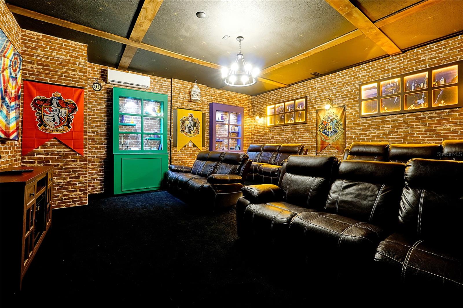 WINDSOR ISLAND RESIDENCE PH 3 - Residential