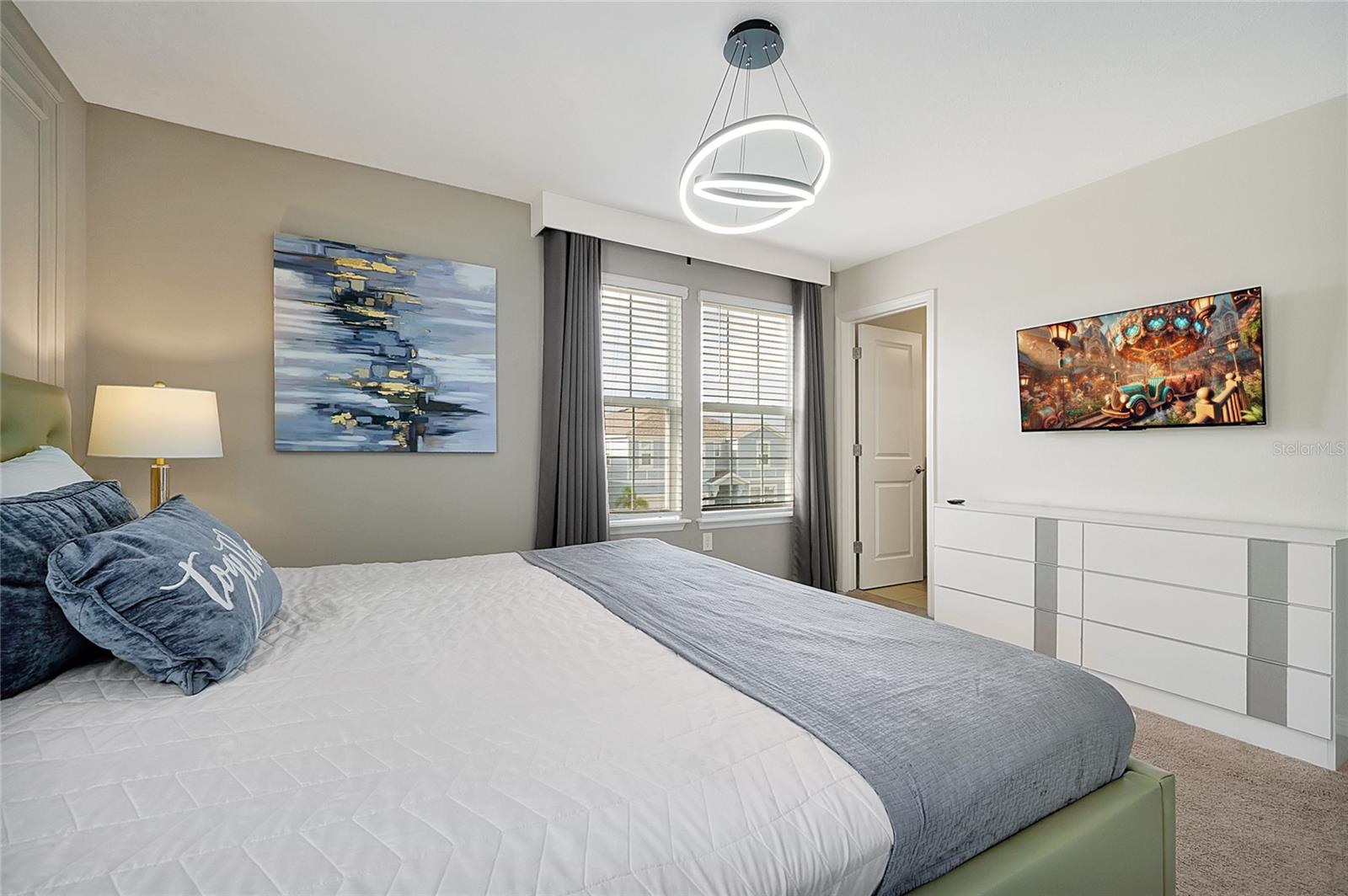 WINDSOR ISLAND RESIDENCE PH 3 - Residential