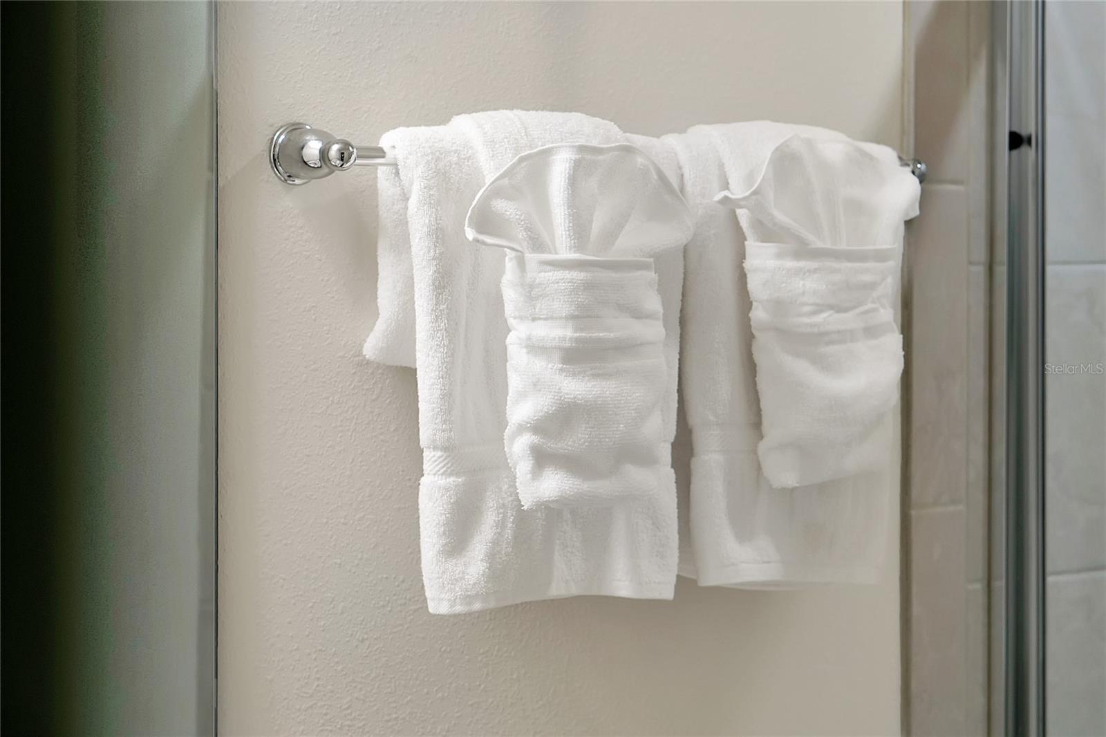 WINDSOR ISLAND RESIDENCE PH 3 - Residential