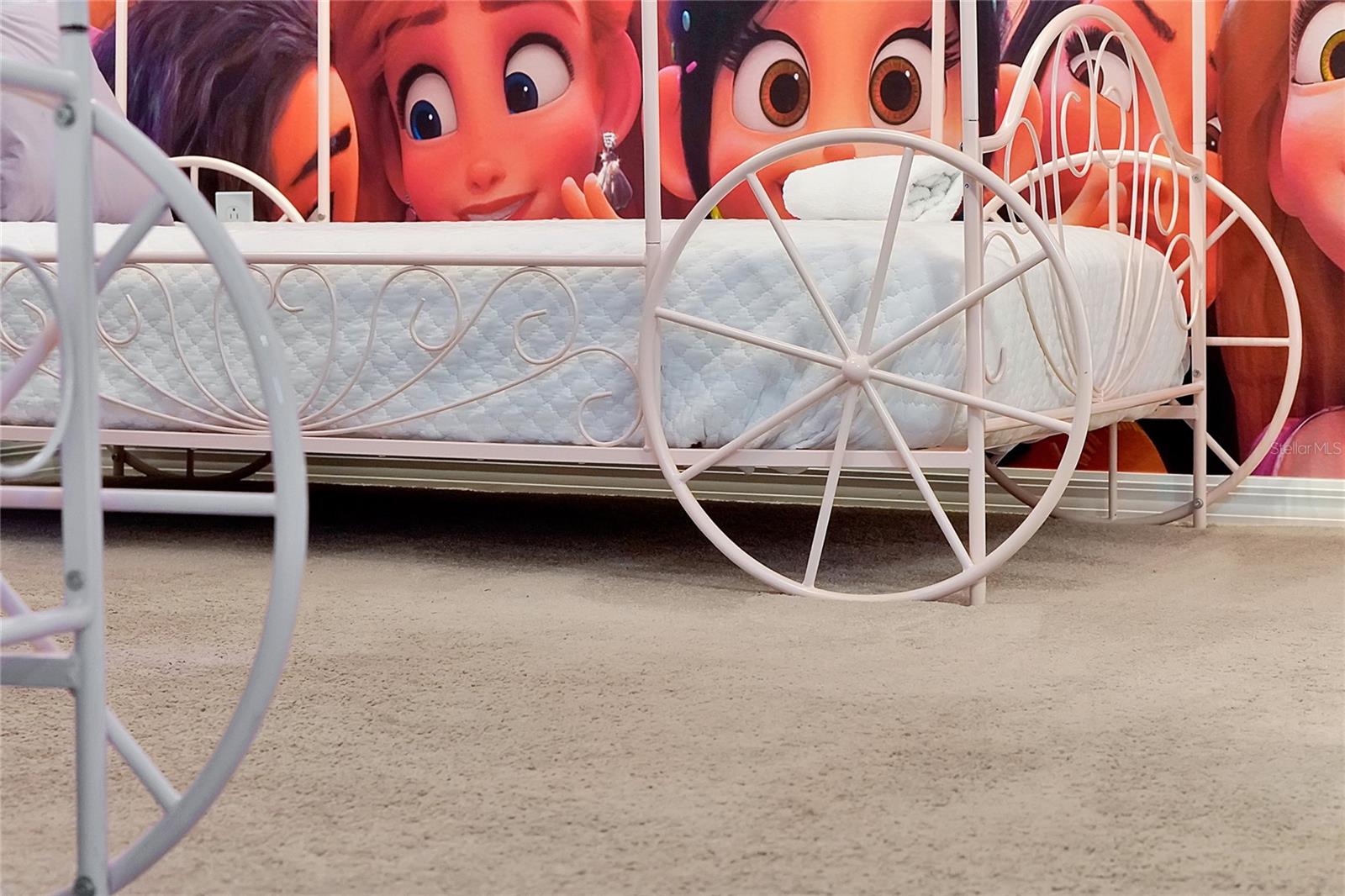 WINDSOR ISLAND RESIDENCE PH 3 - Residential