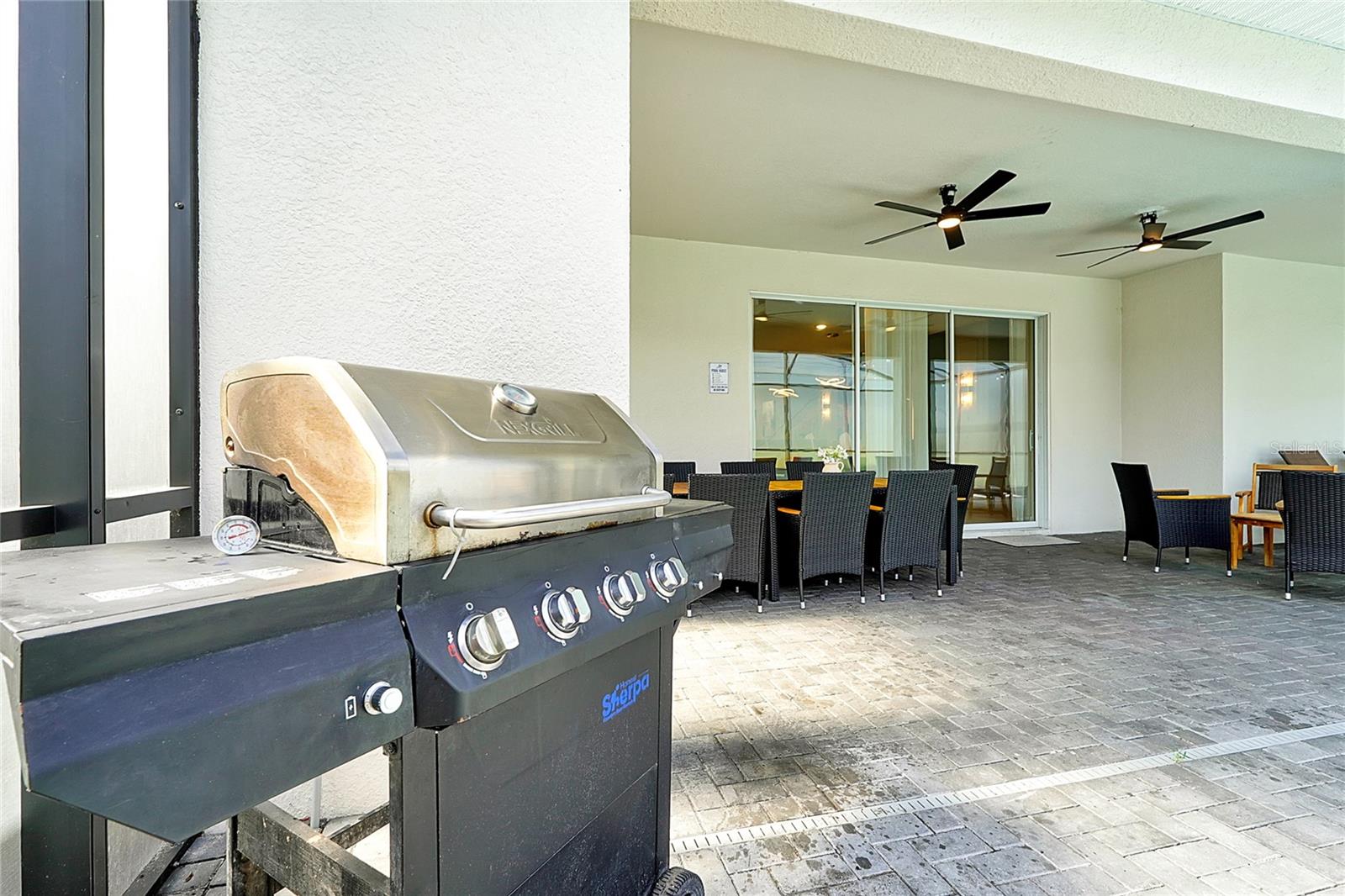 WINDSOR ISLAND RESIDENCE PH 3 - Residential