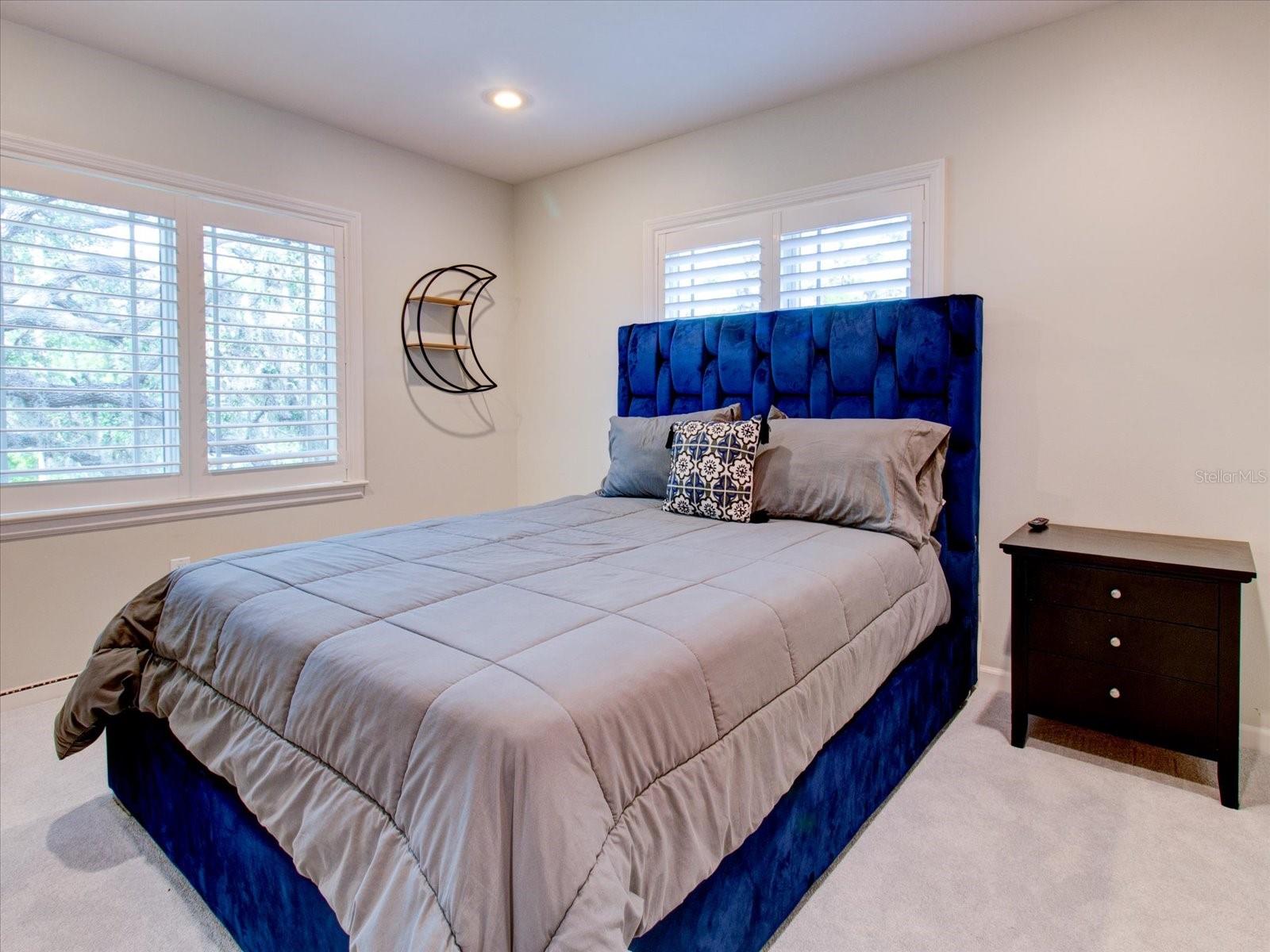 SUNSET HILLS - Residential