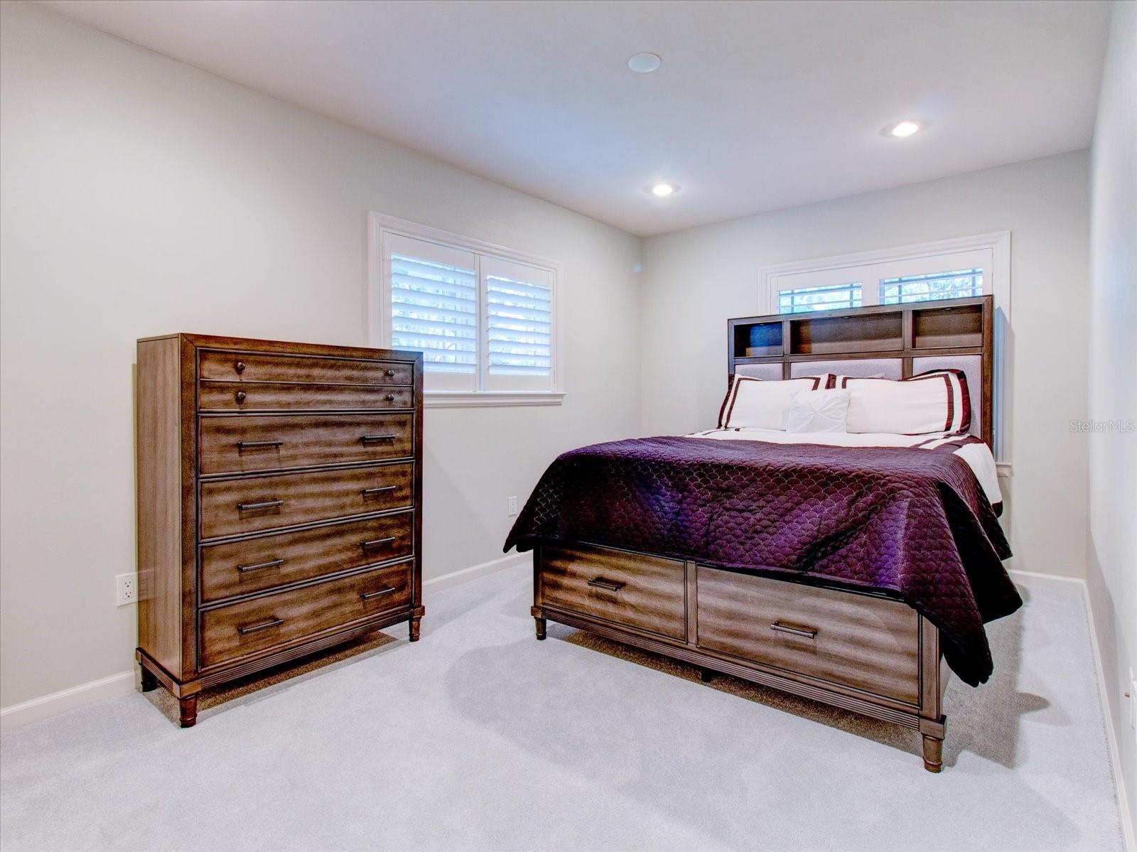 SUNSET HILLS - Residential